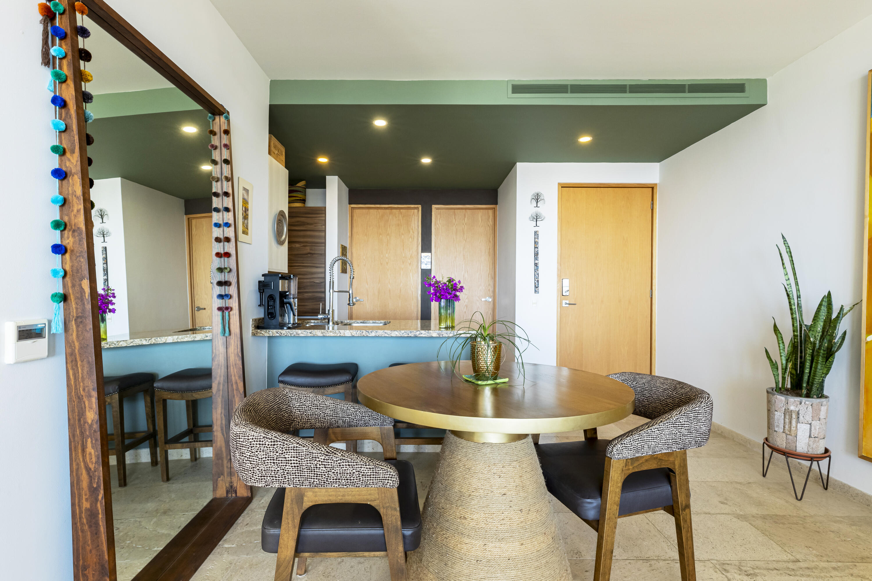 Solaria, Solaria G104