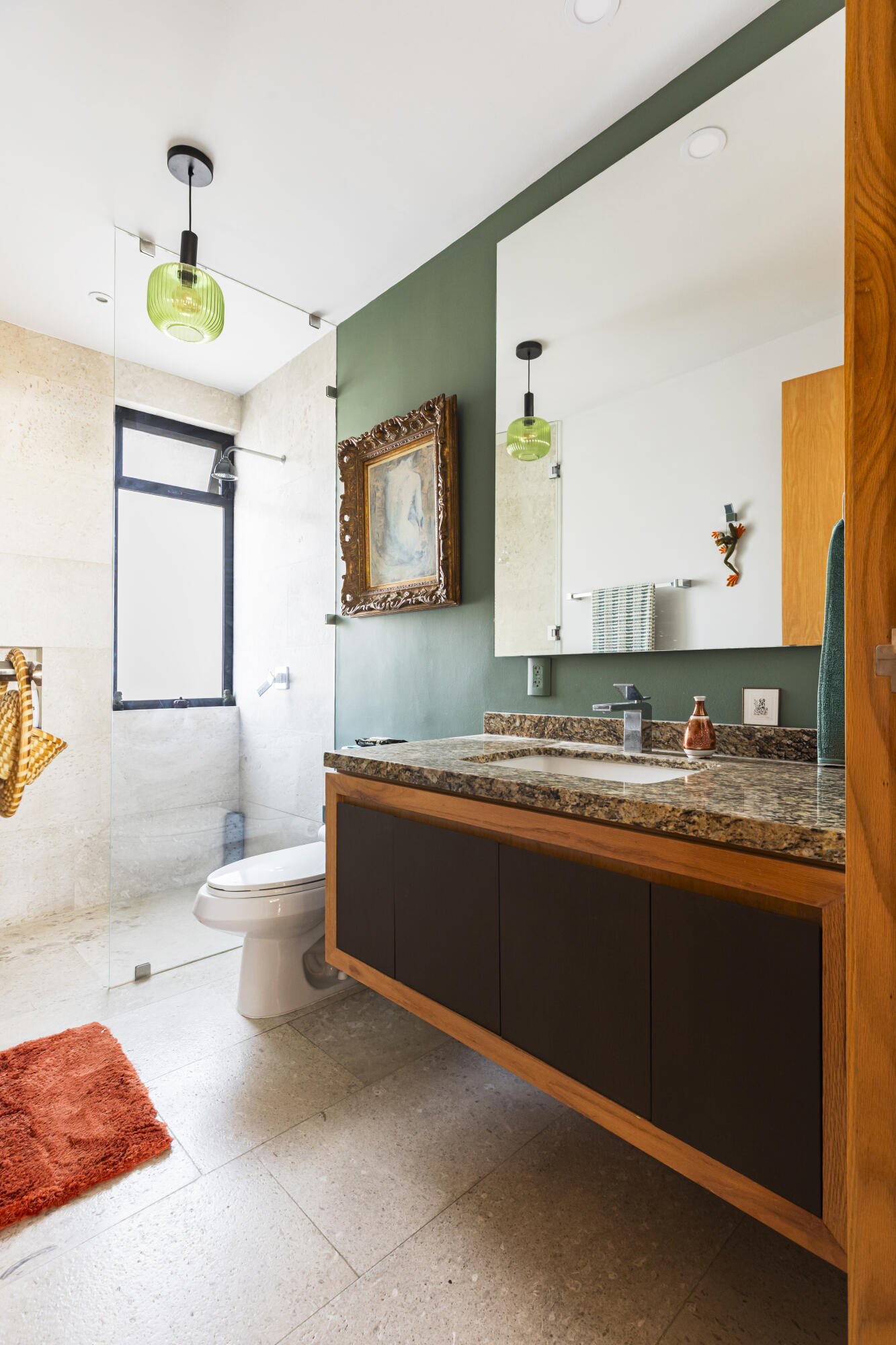 Solaria, Solaria G104