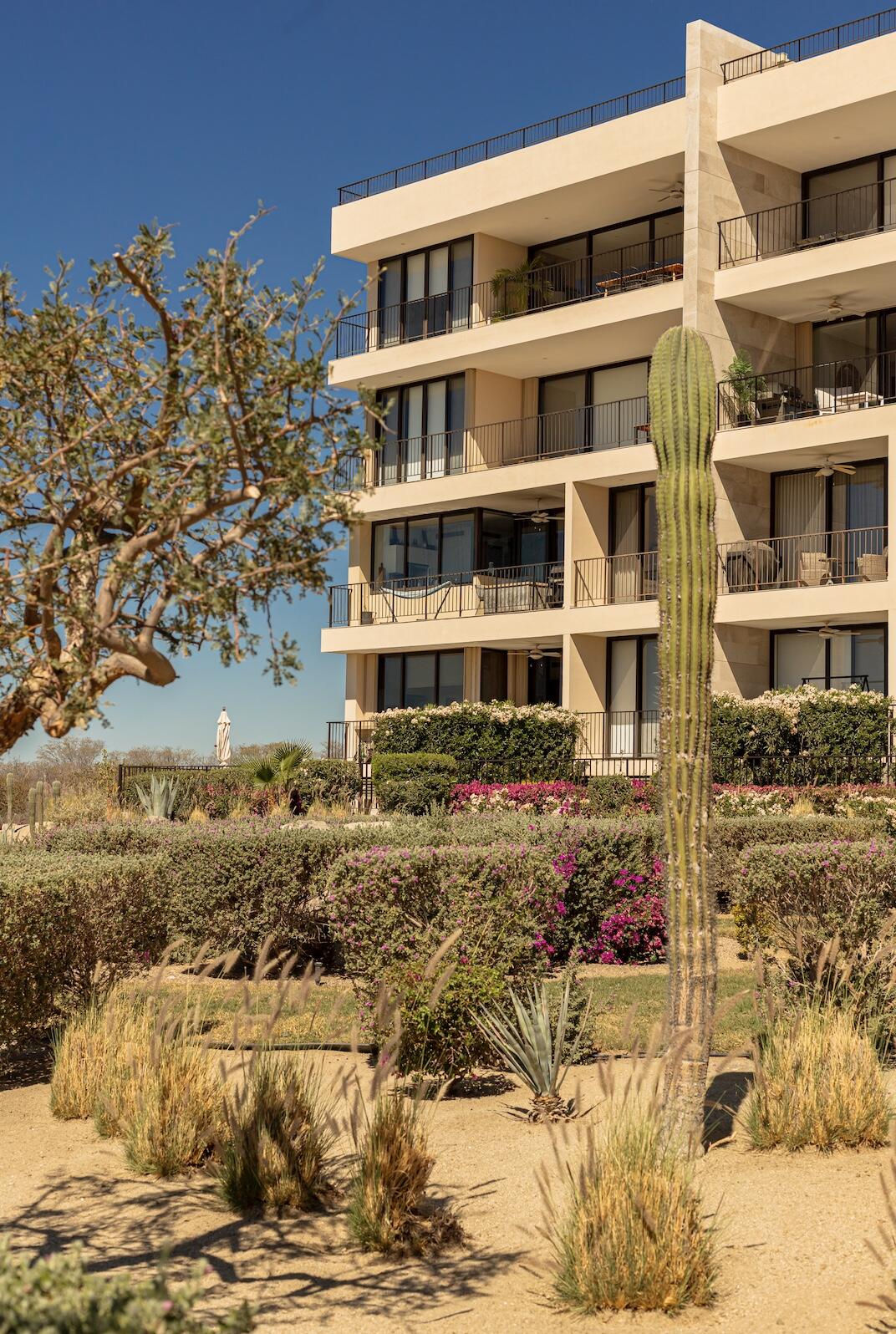 Solaria, Solaria G104