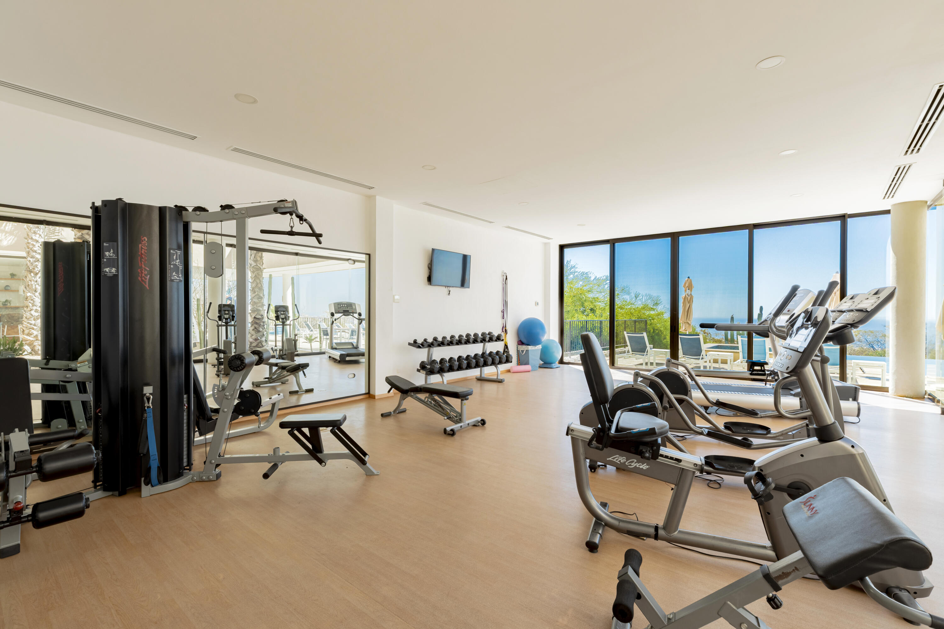 Solaria, Solaria G104