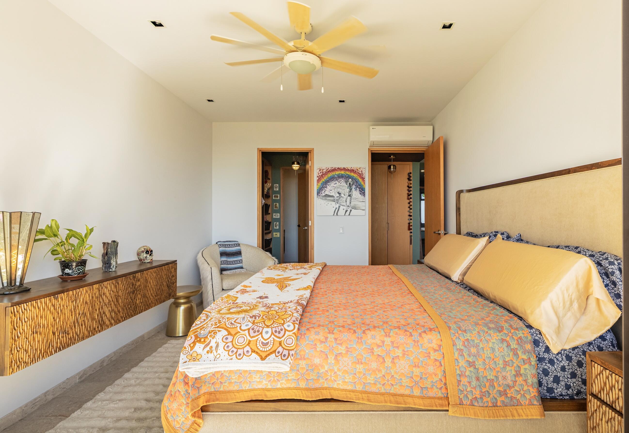 Solaria, Solaria G104