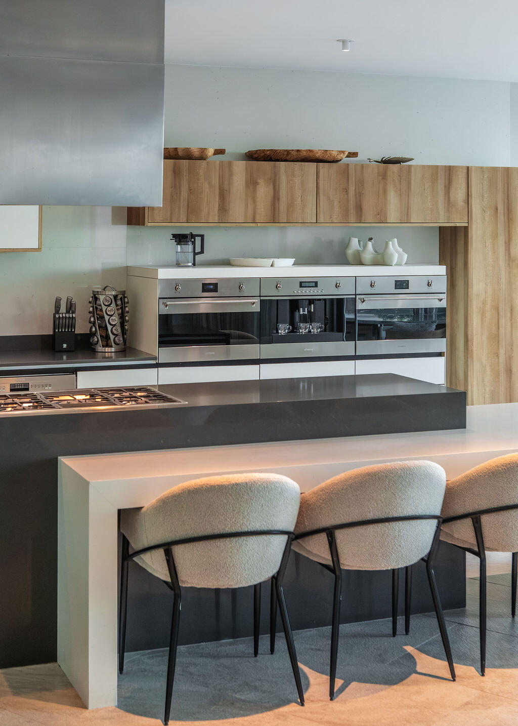 Cliff-Front Casa Nautilus