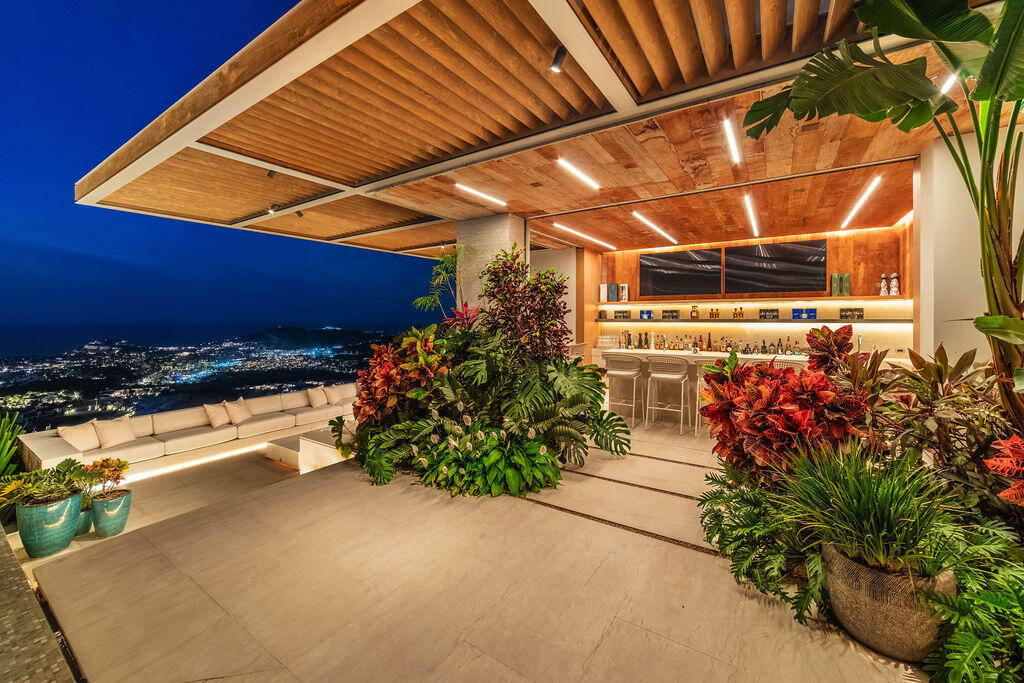 Querencia Golf and Beach Club, The Nivel Estate