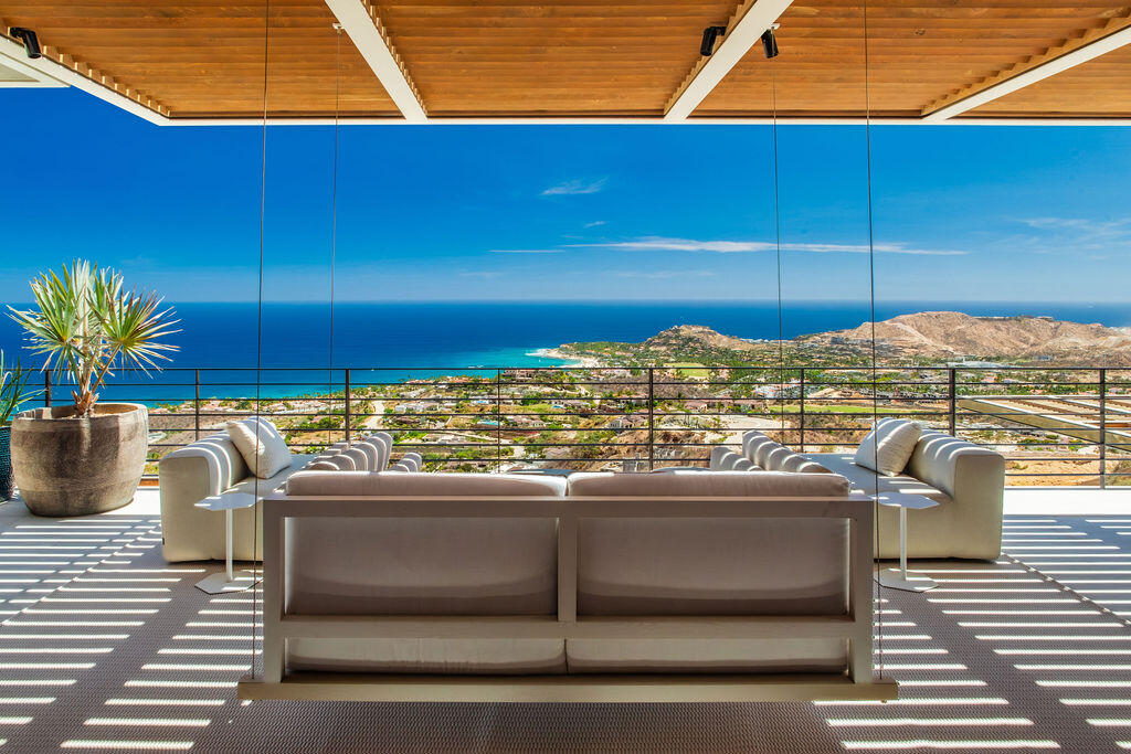 Querencia Golf and Beach Club, The Nivel Estate