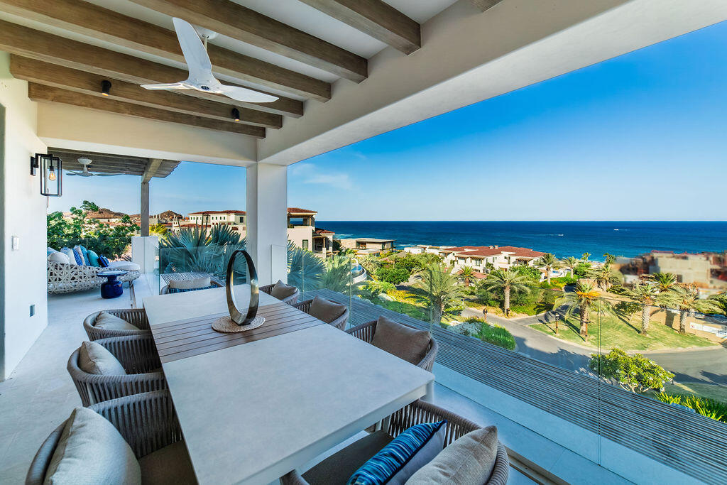 Cove Club Bungalow 10
