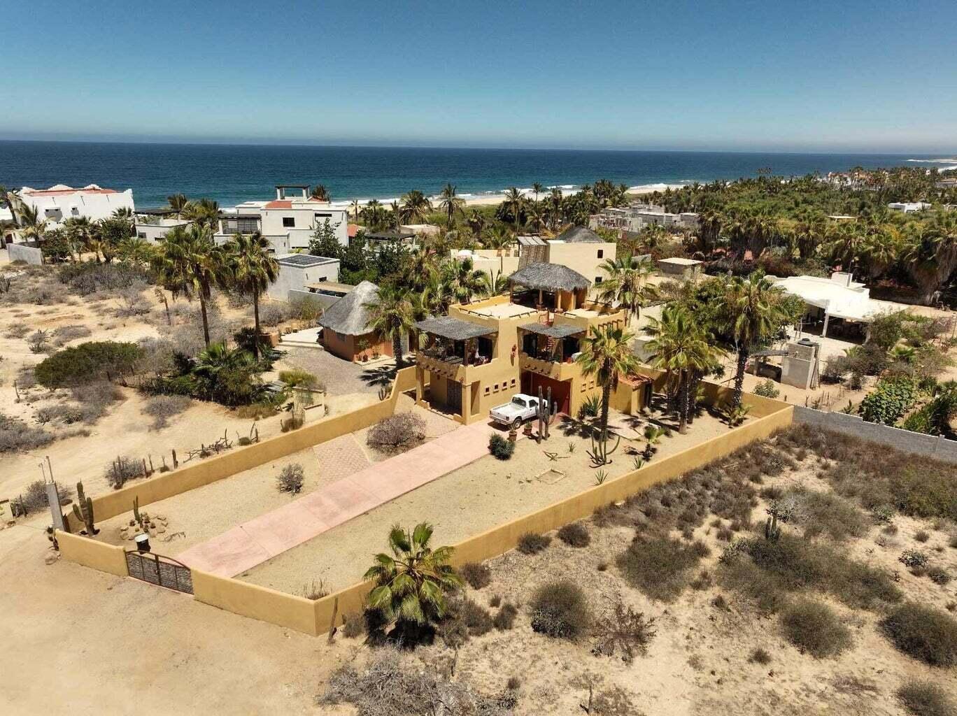 Calle S/N, El Gavilan Beach House