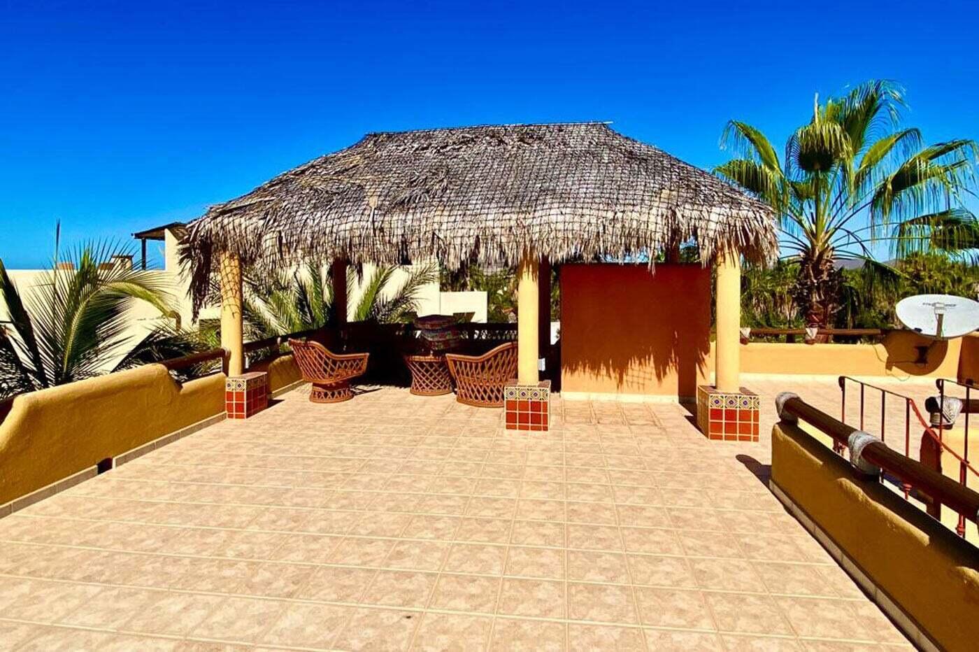 Calle S/N, El Gavilan Beach House