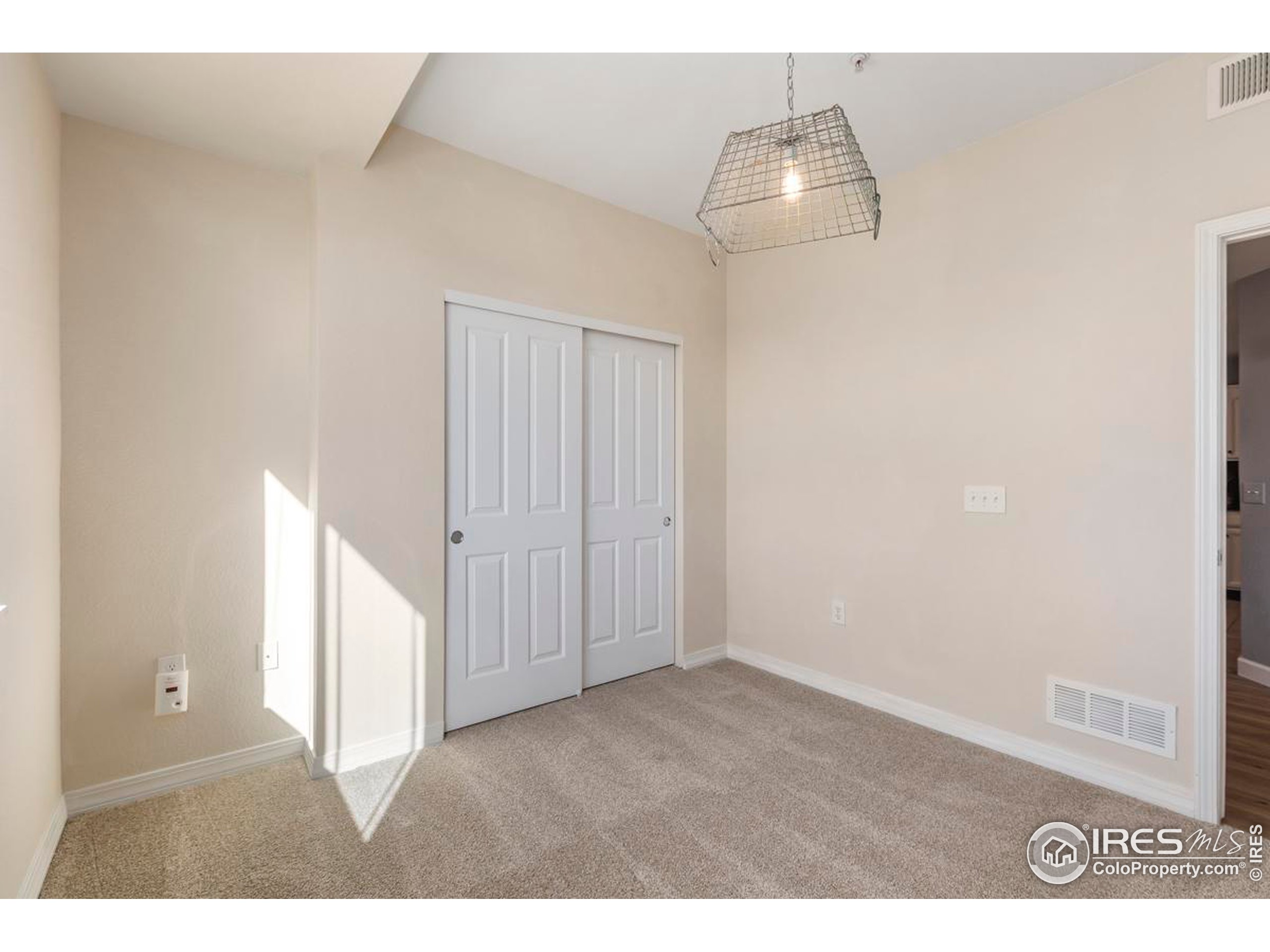 2133 Krisron Rd Unit: D208