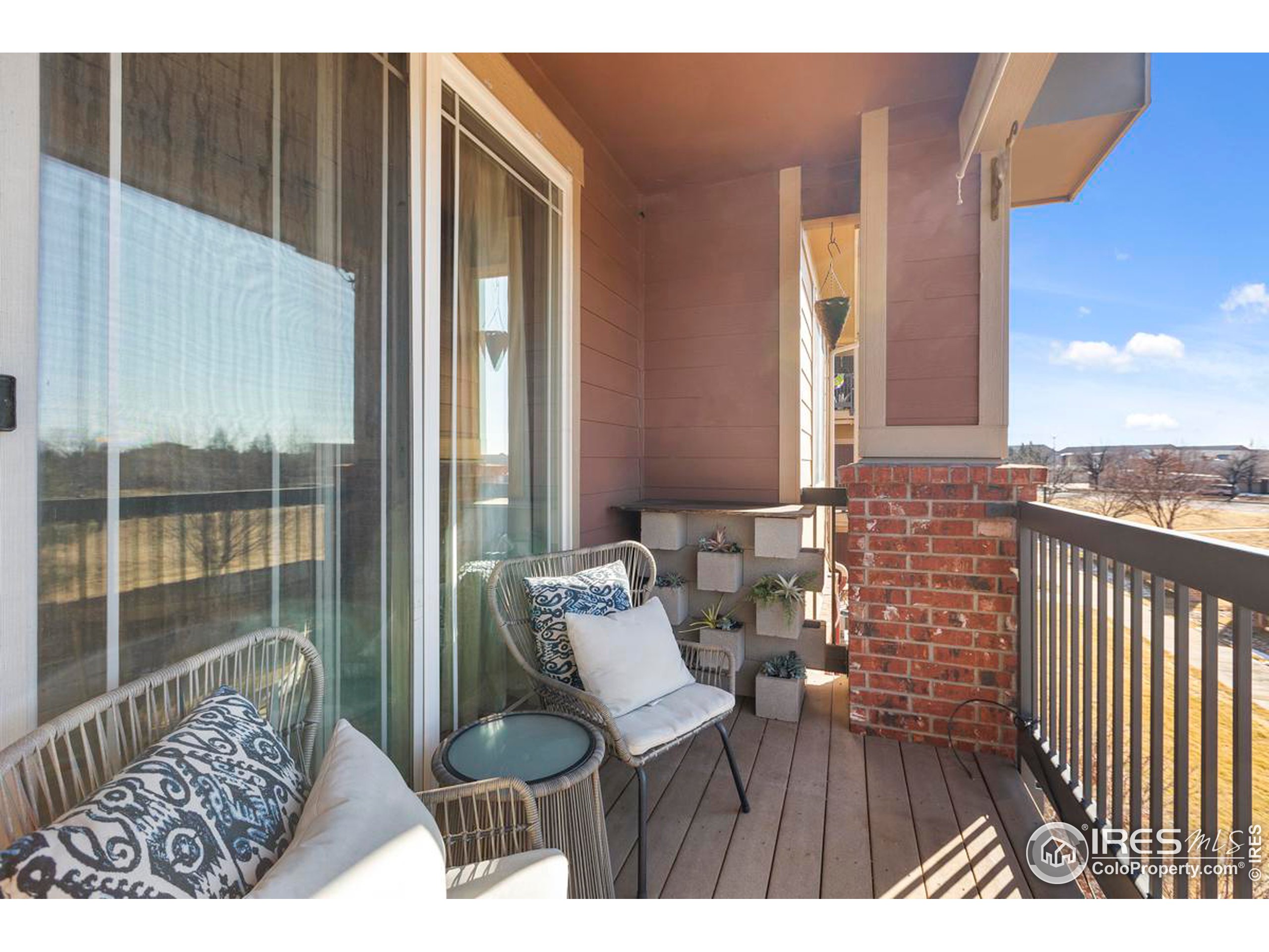 2133 Krisron Rd Unit: D208