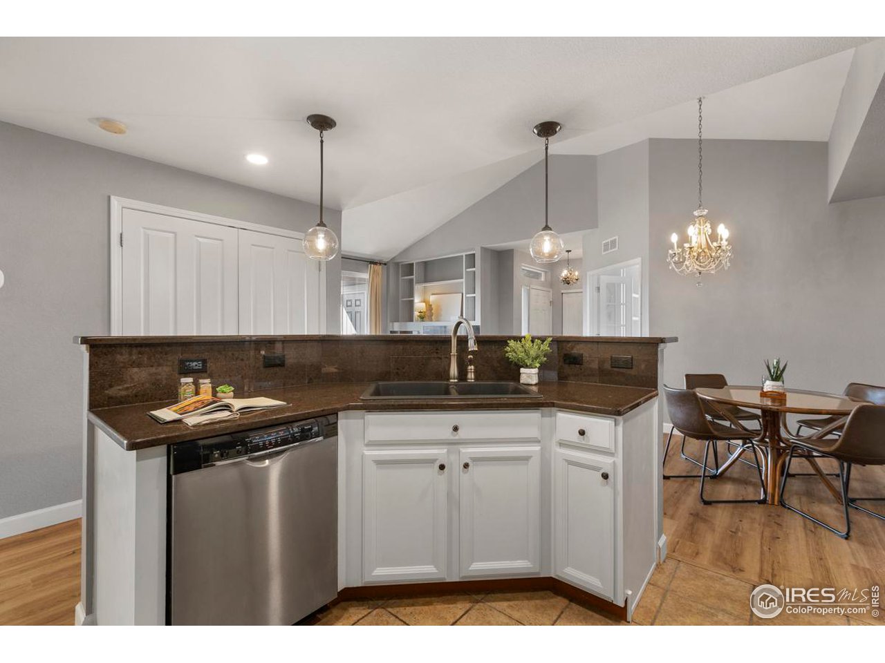 2133 Krisron Rd Unit: D208