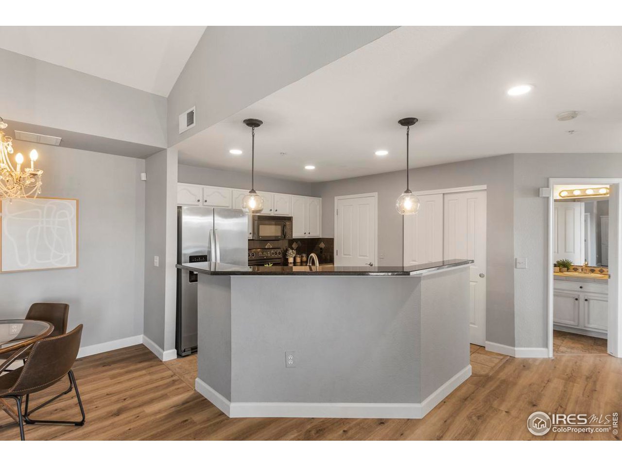 2133 Krisron Rd Unit: D208