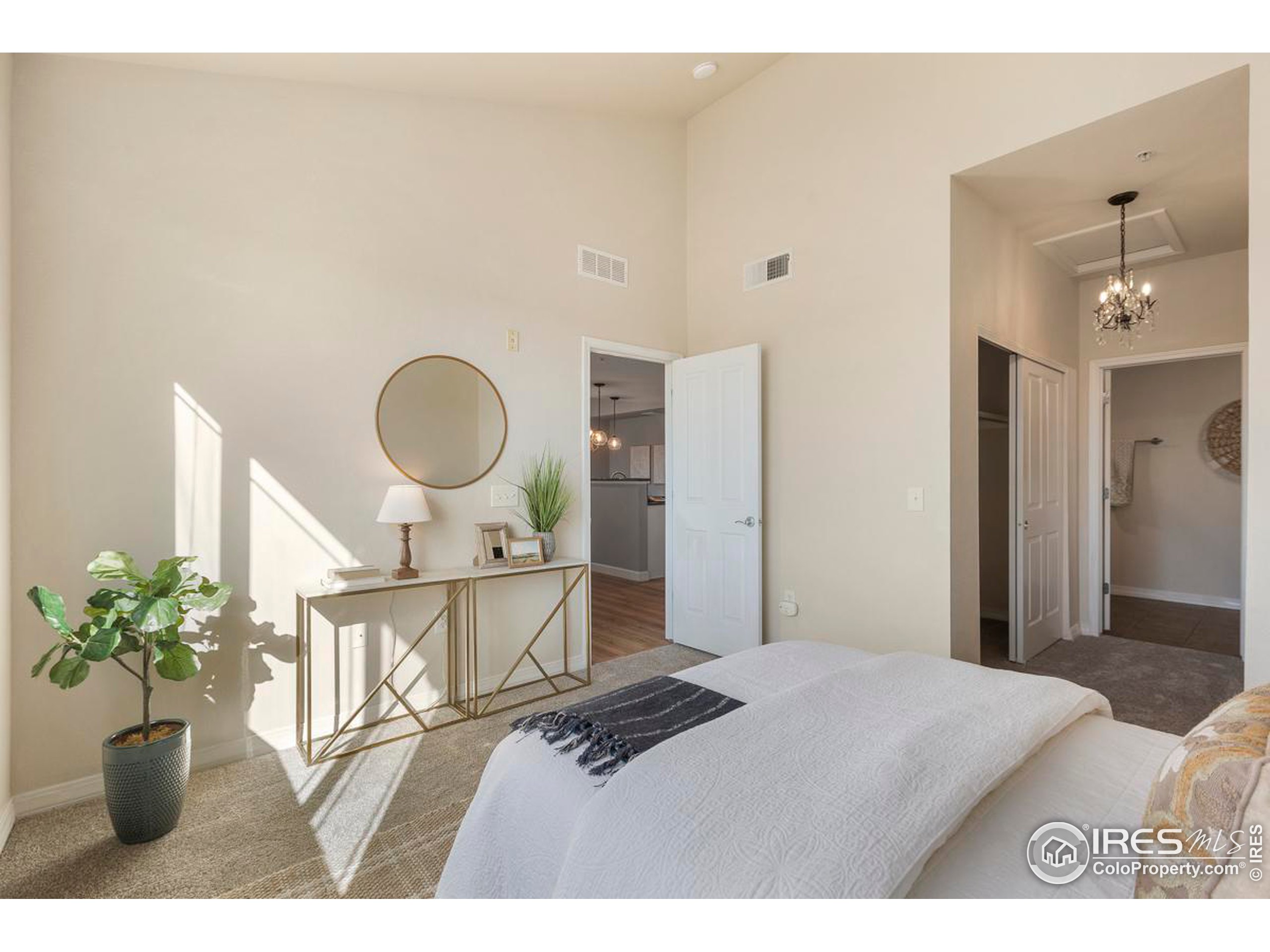 2133 Krisron Rd Unit: D208