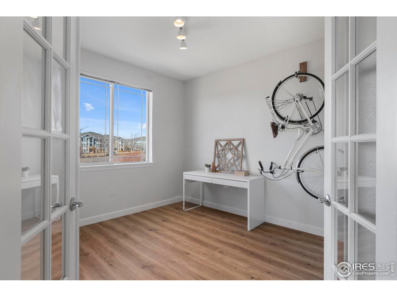 2133 Krisron Rd Unit: D208