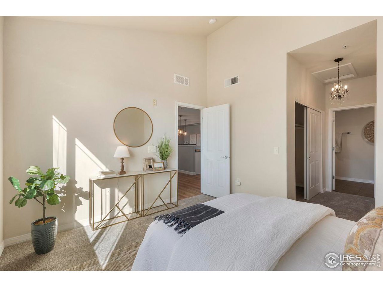 2133 Krisron Rd Unit: D208