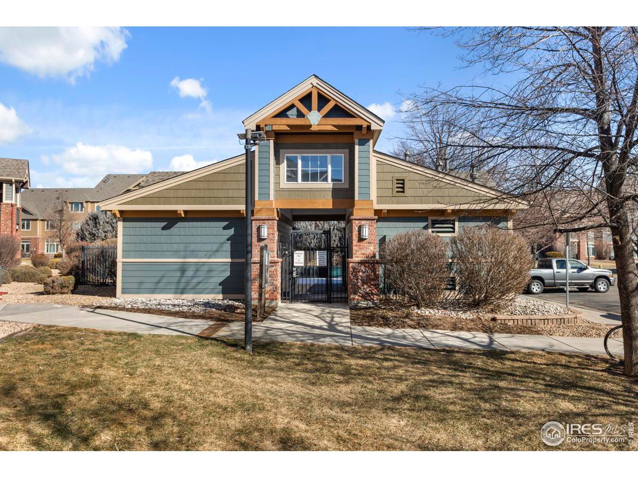 2133 Krisron Rd Unit: D208