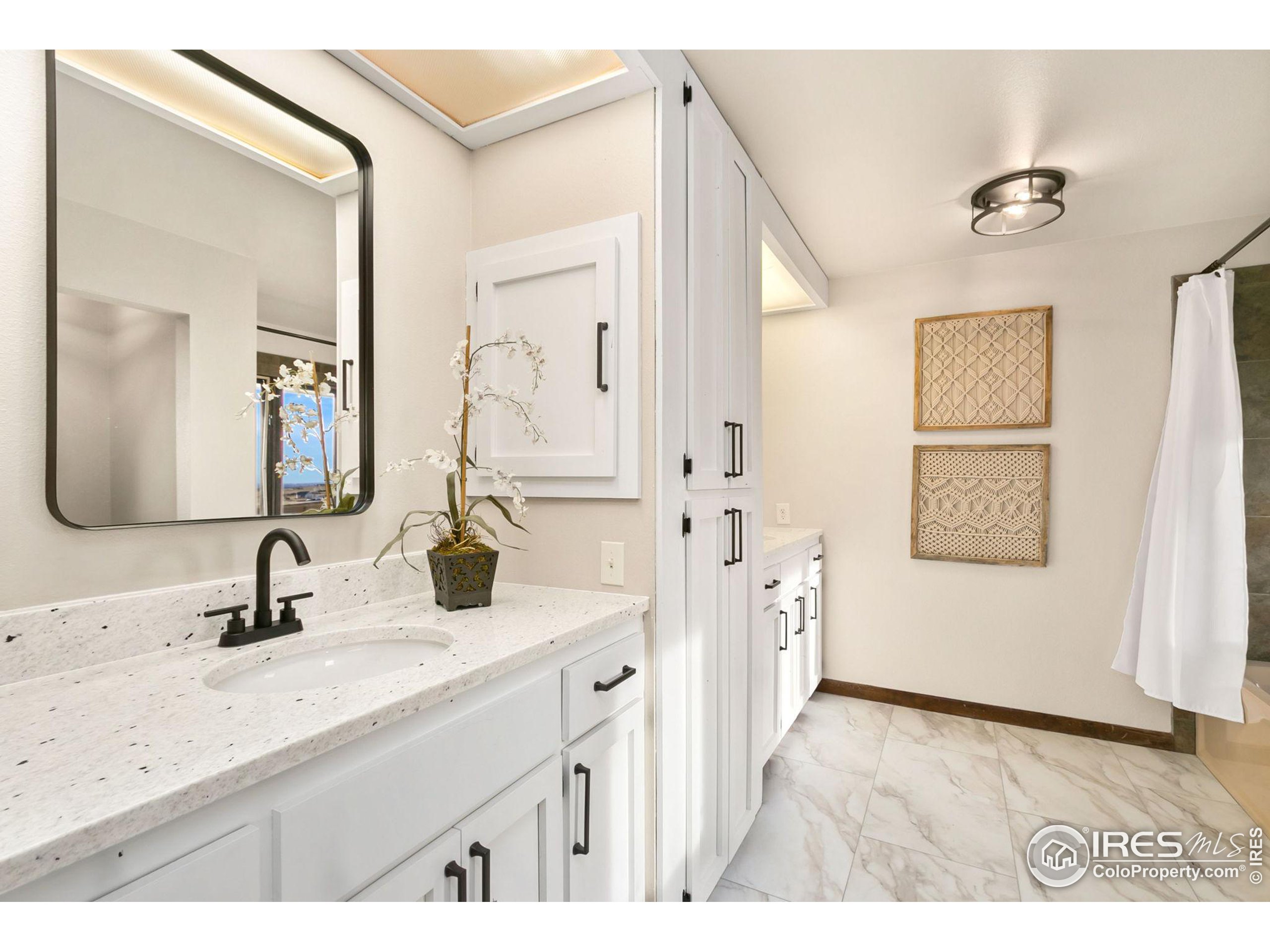 6305 N County Road 3