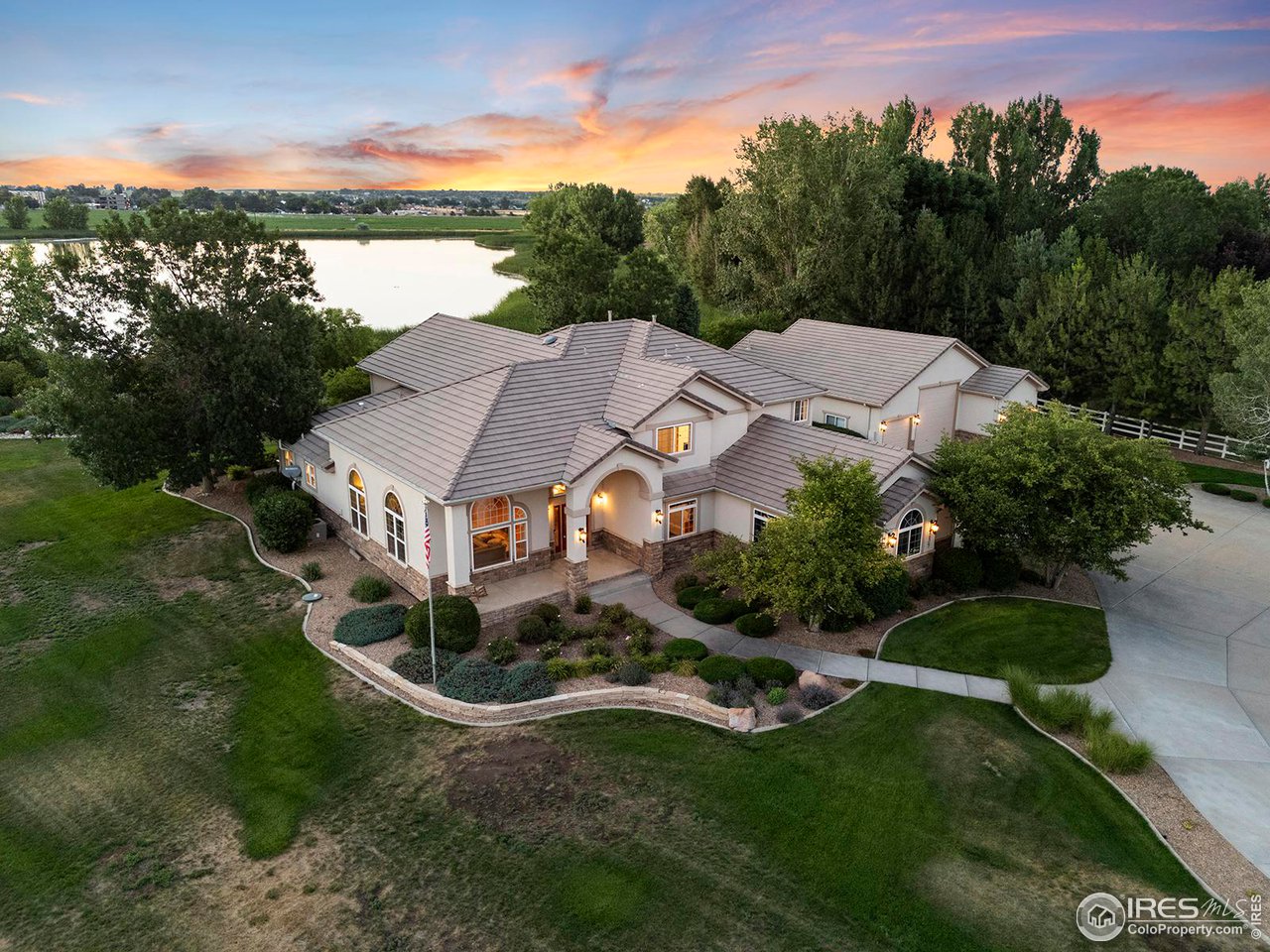 239 Mulligan Lake Dr