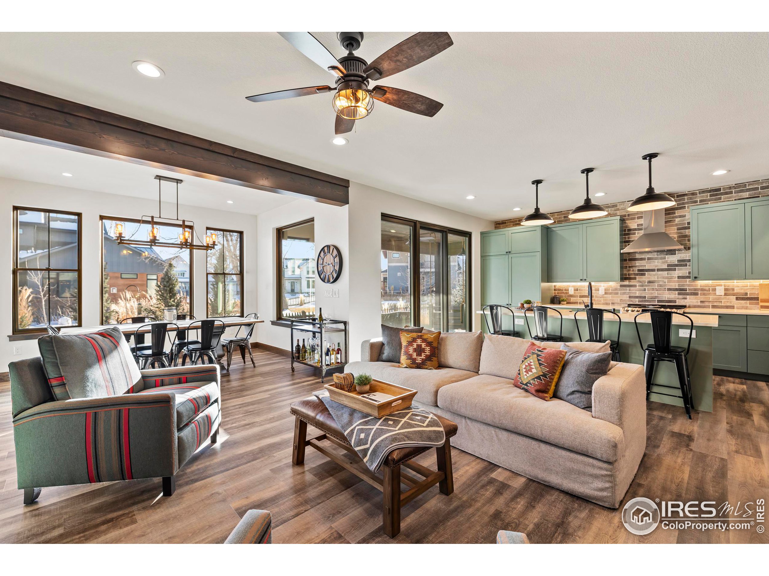 745 Harts Gardens Ln