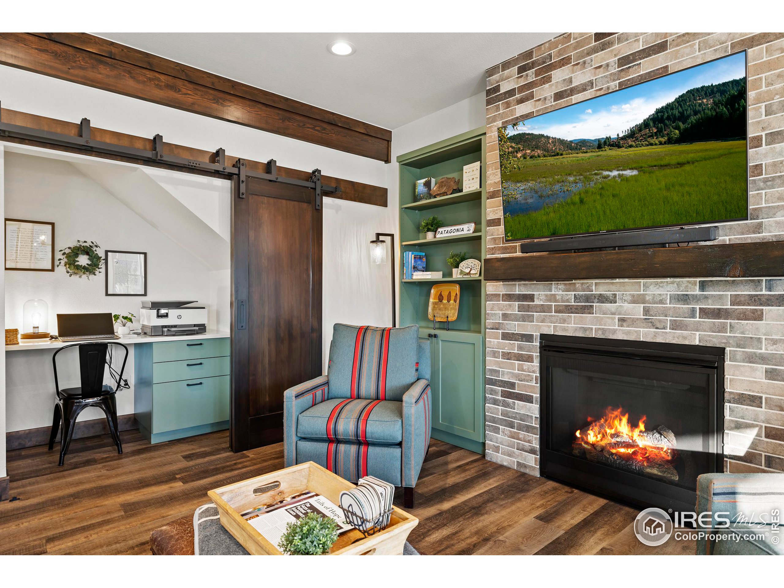 745 Harts Gardens Ln