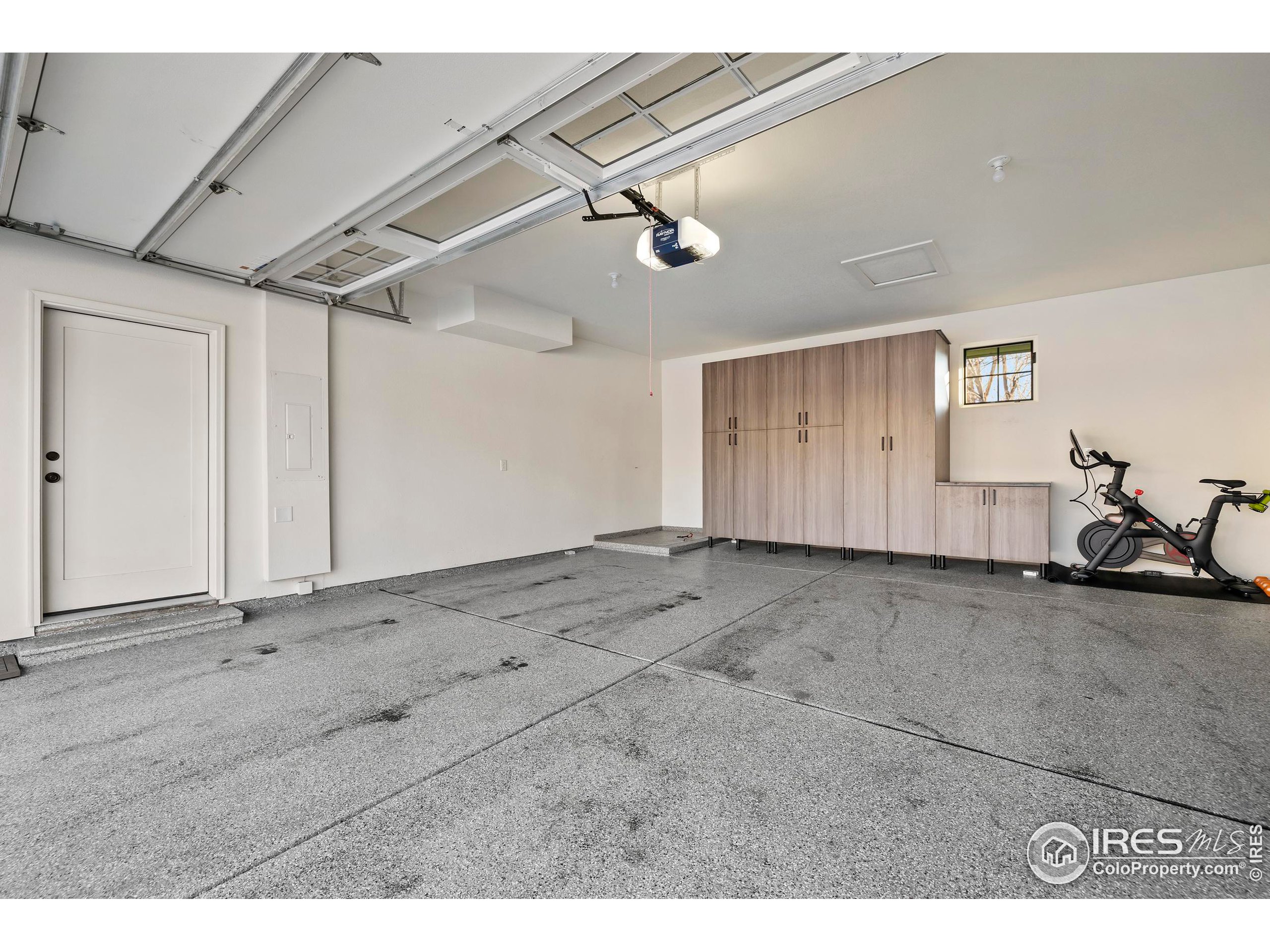 745 Harts Gardens Ln