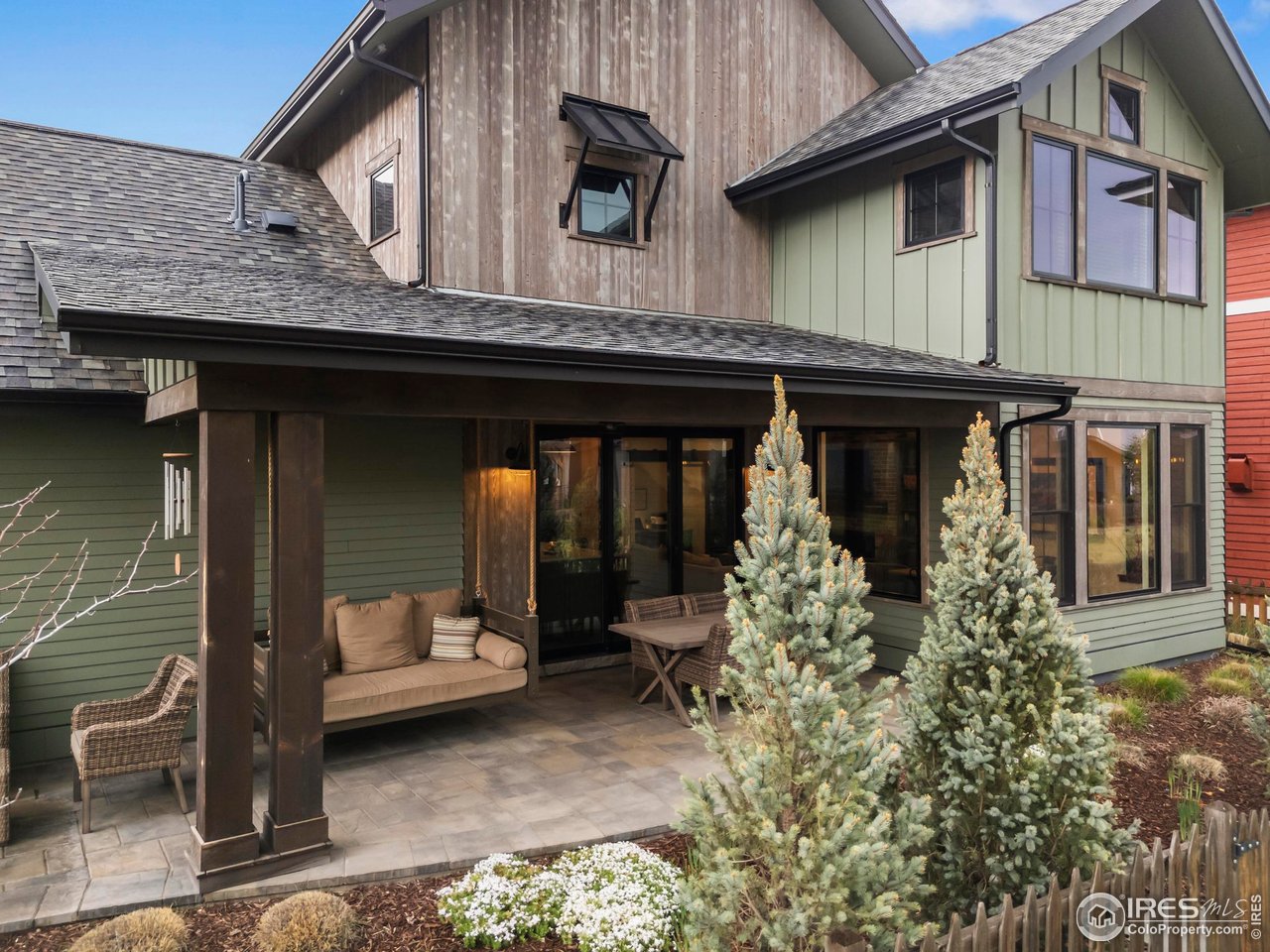 745 Harts Gardens Ln