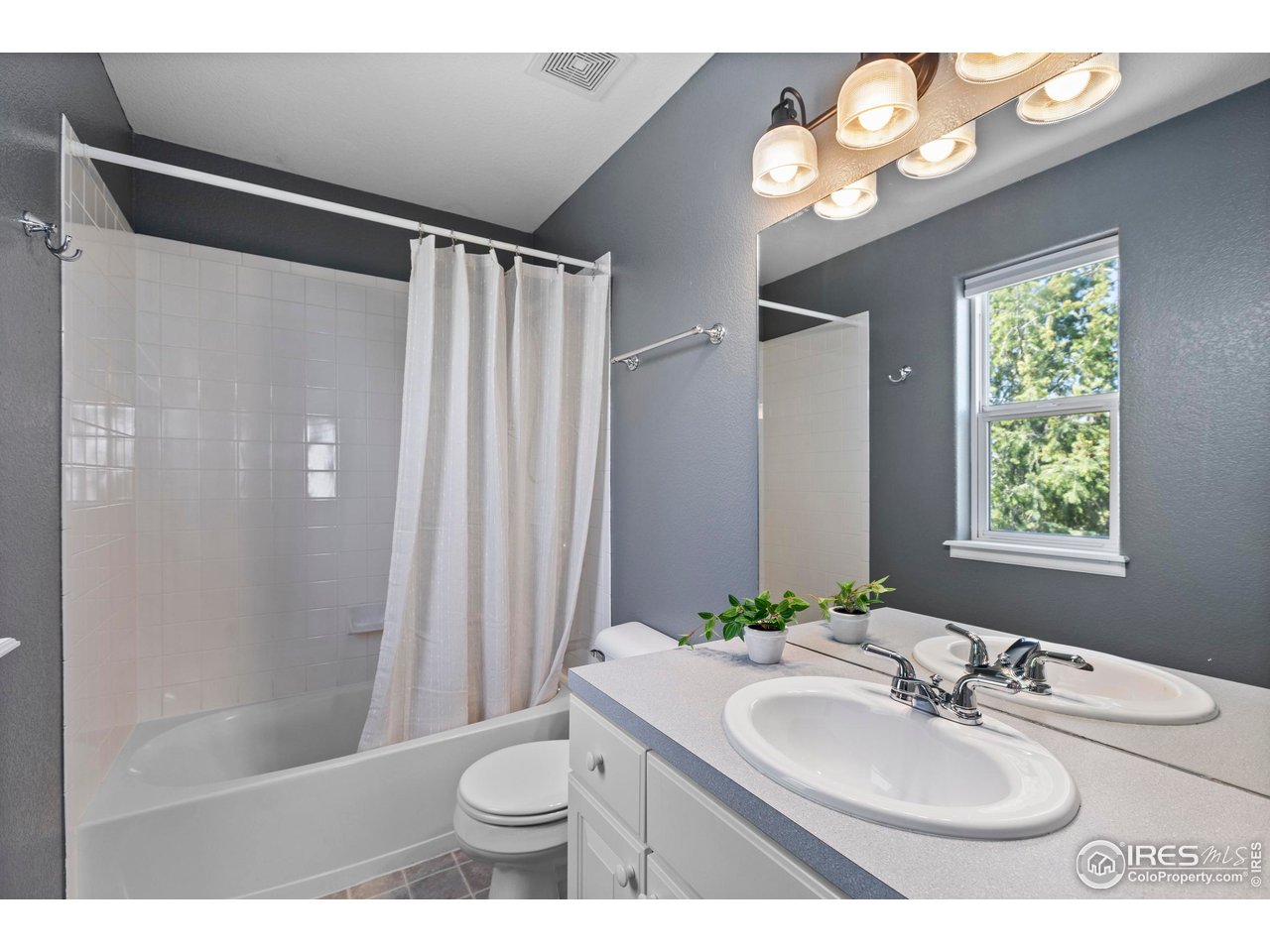 231 Mulligan Lake Dr