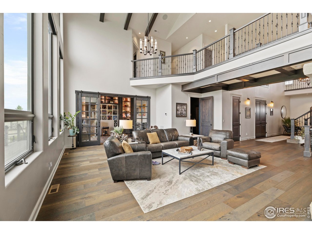 2155 Scenic Estates Dr