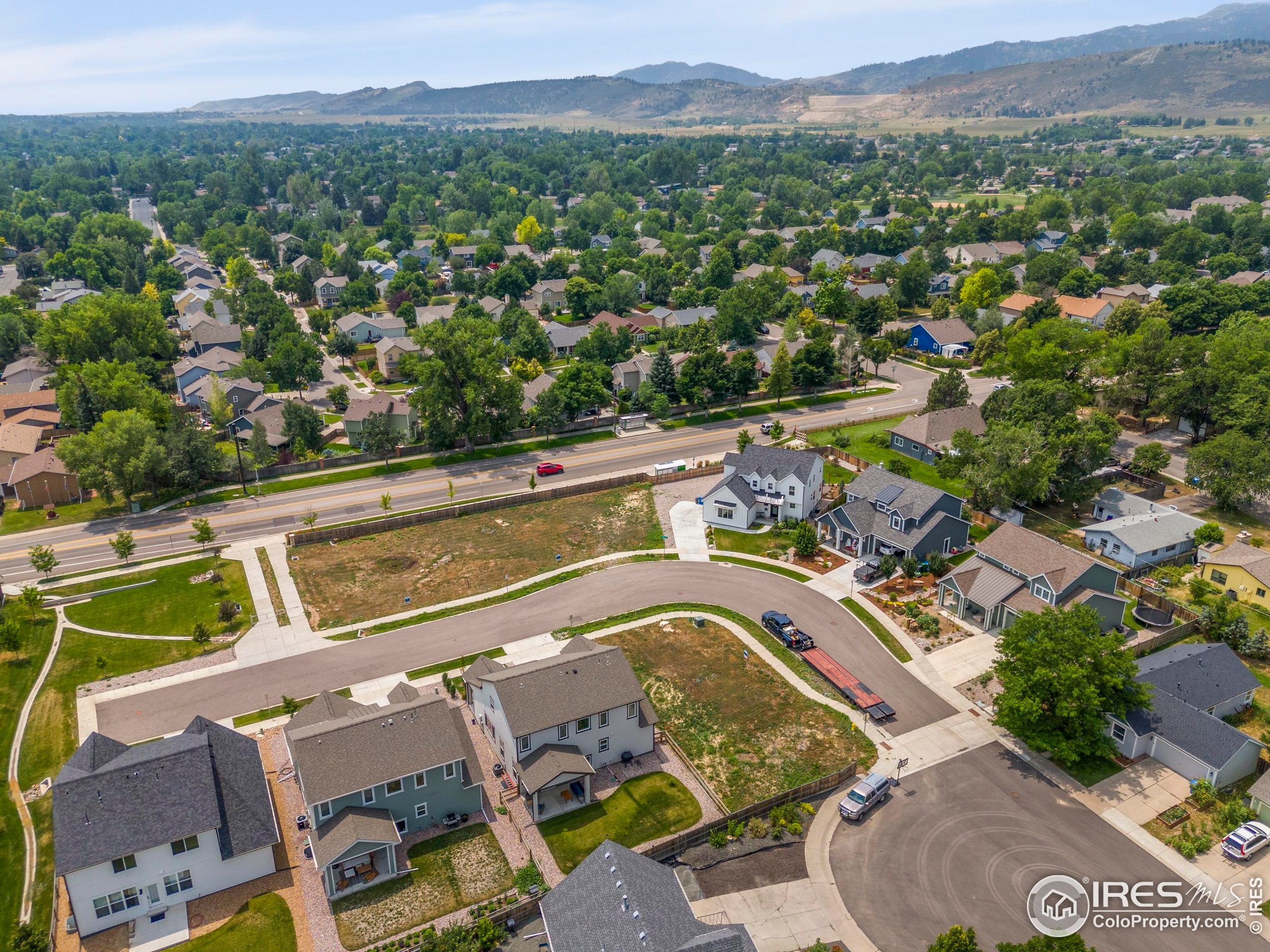 2609 Bartlett Dr