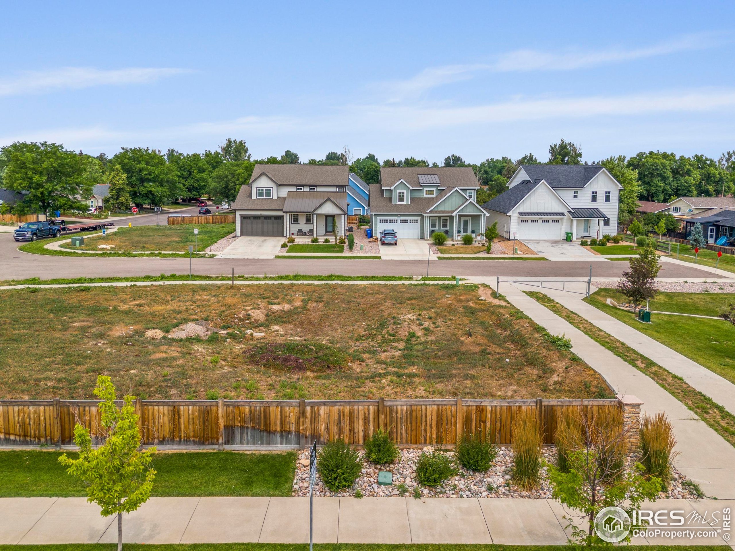 2609 Bartlett Dr