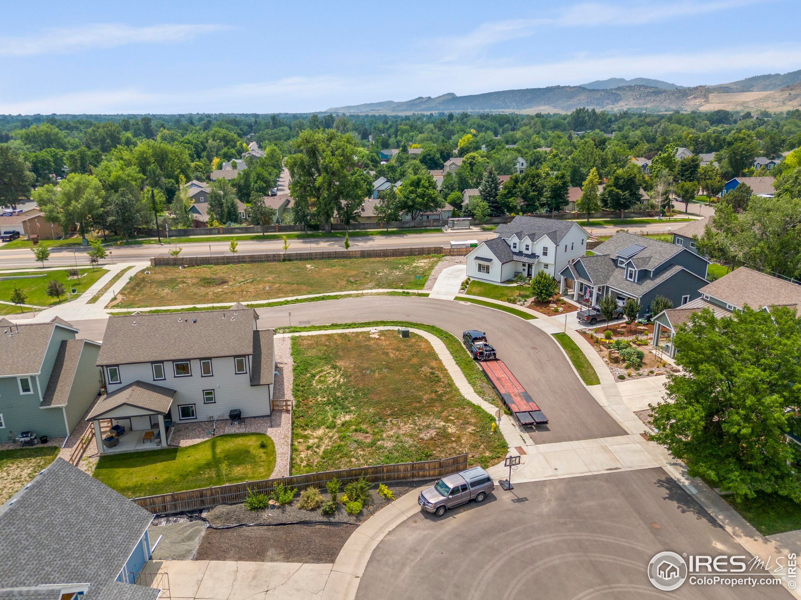 2609 Bartlett Dr