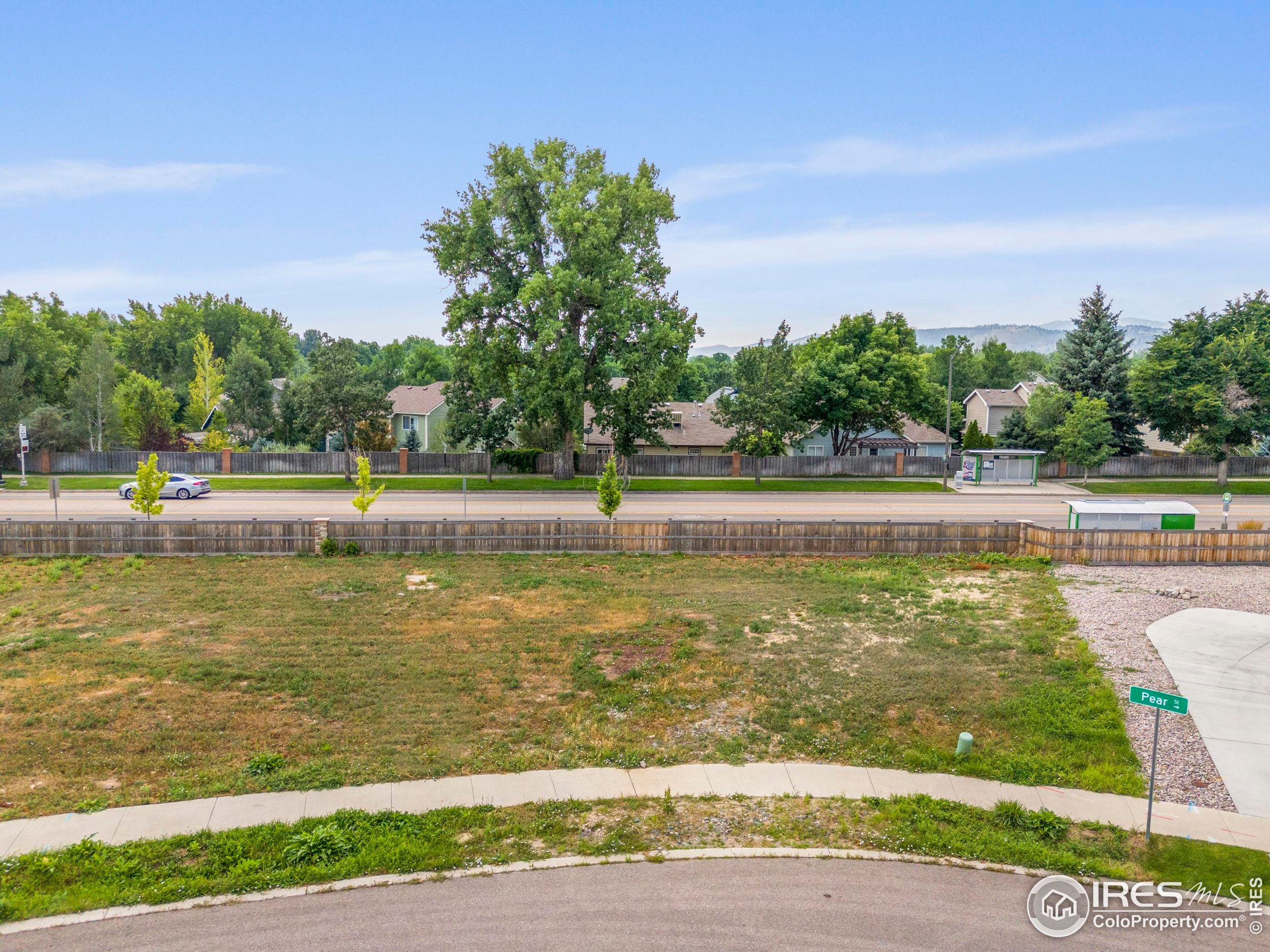 2609 Bartlett Dr