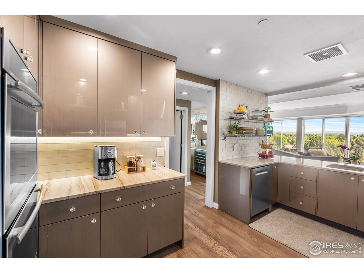 1900 E Girard Pl 1008