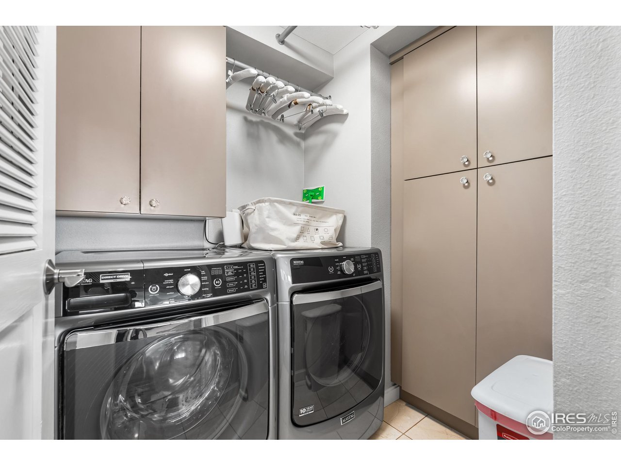 1900 E Girard Pl 1008