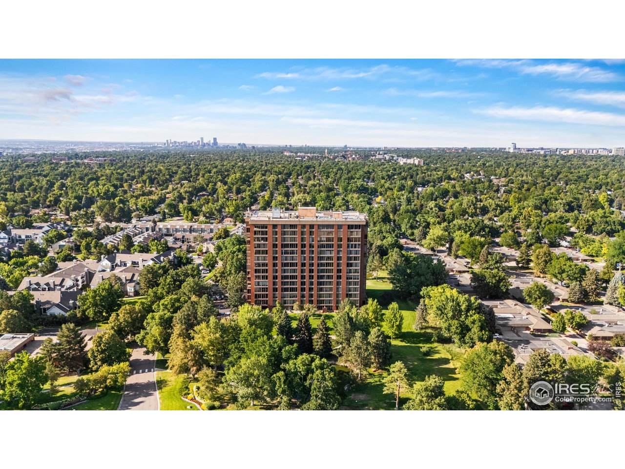 1900 E Girard Pl 1008