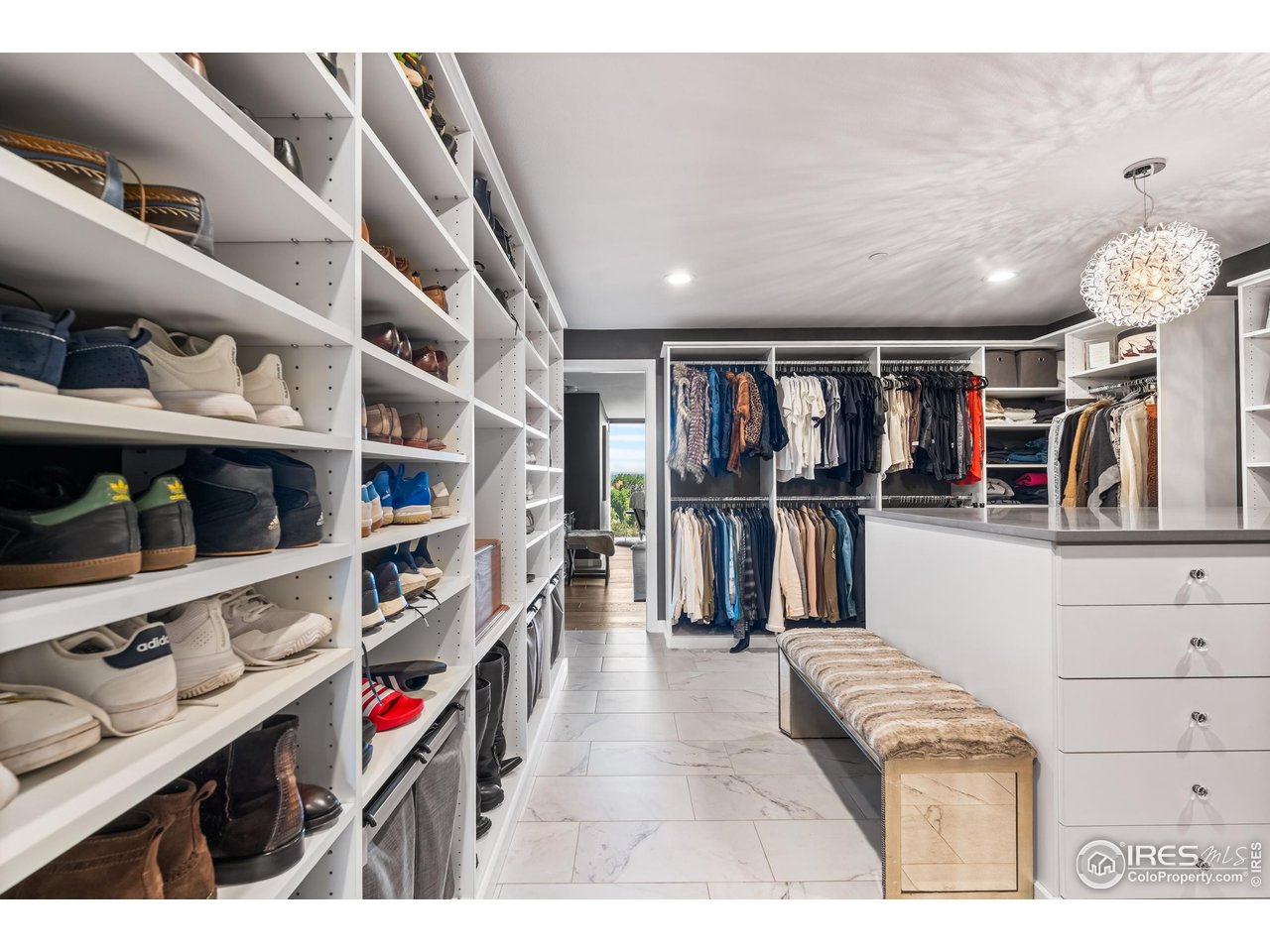 1900 E Girard Pl 1008