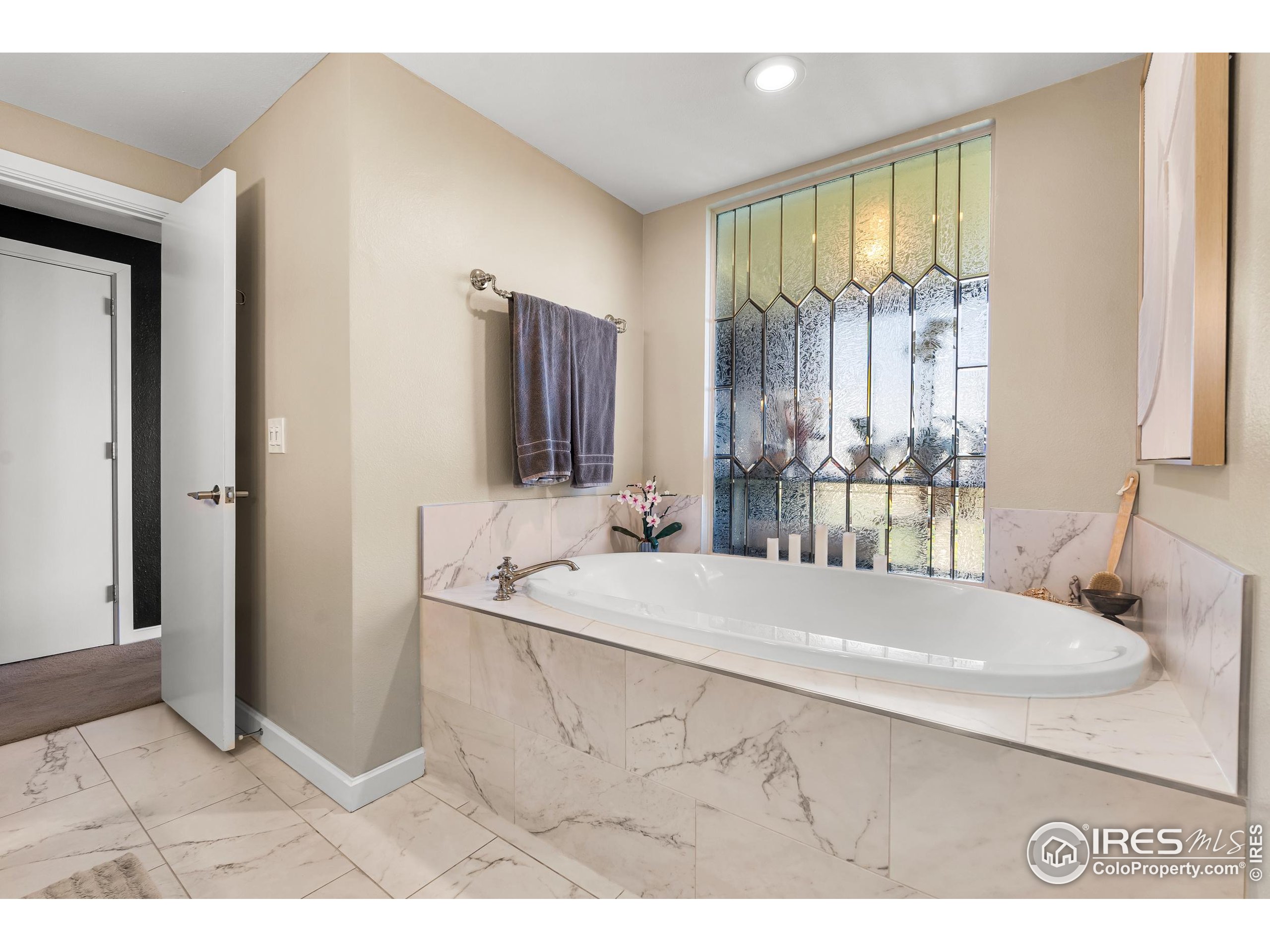 1900 E Girard Pl 1008