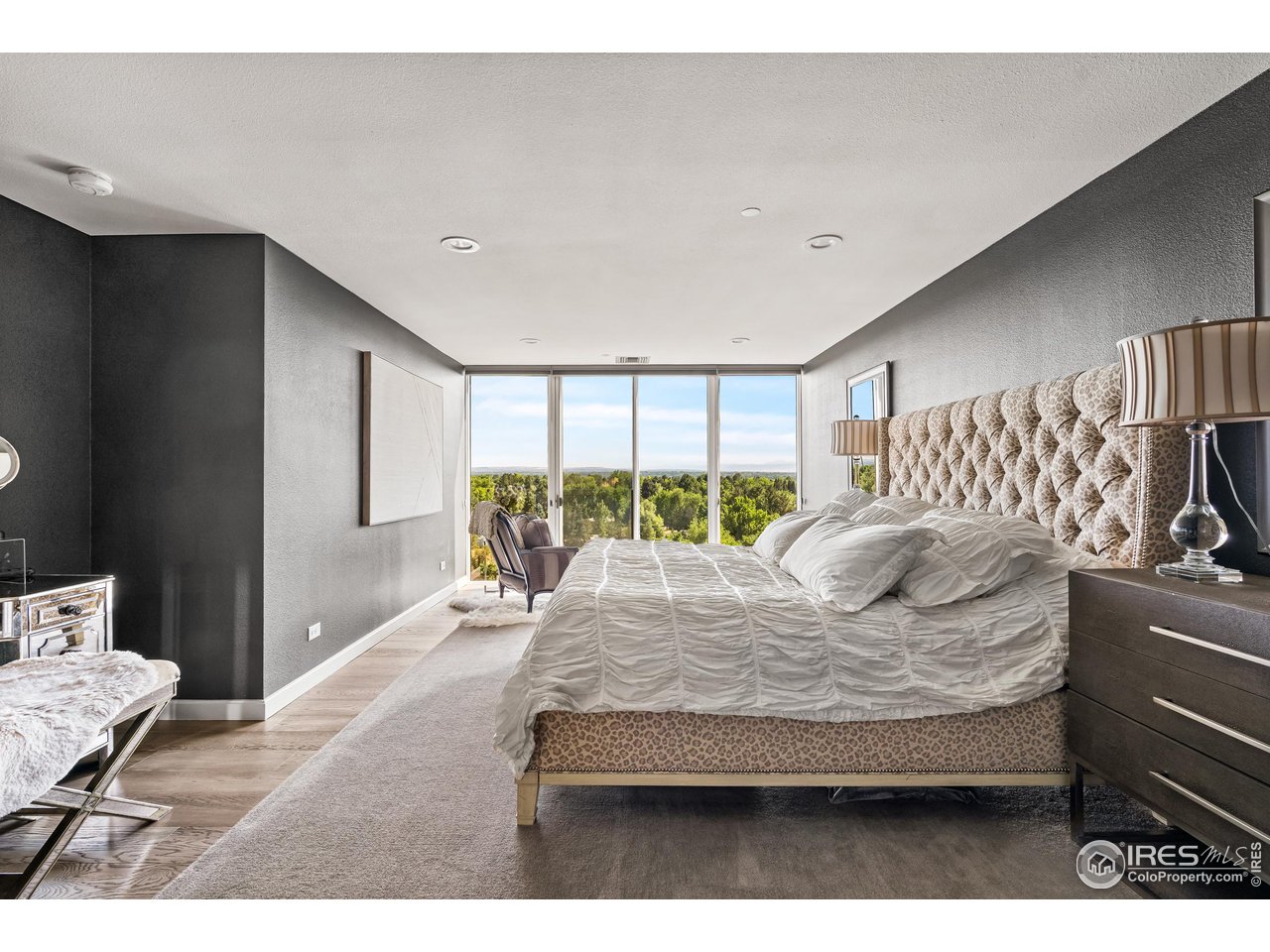 1900 E Girard Pl 1008