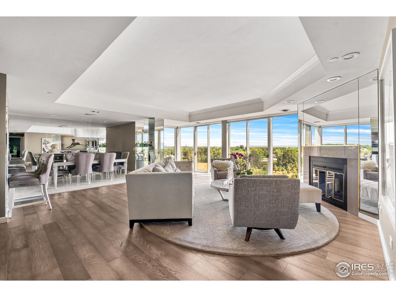 1900 E Girard Pl 1008