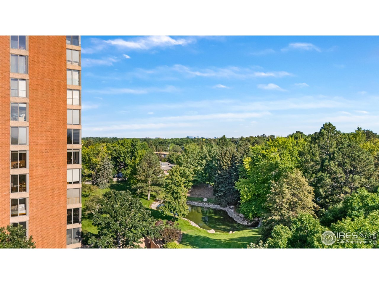 1900 E Girard Pl 1008