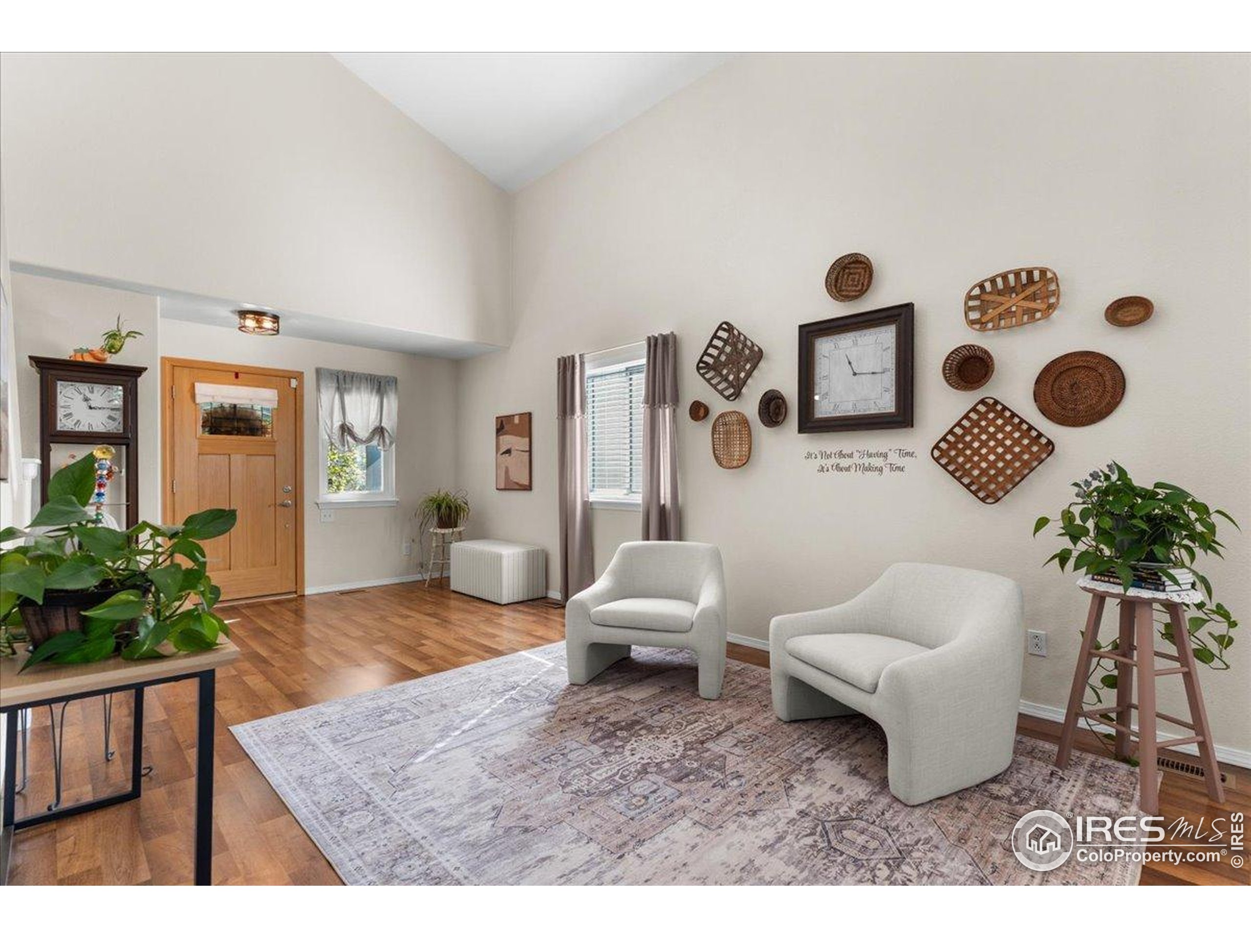 10476 Sunburst Ave Firestone