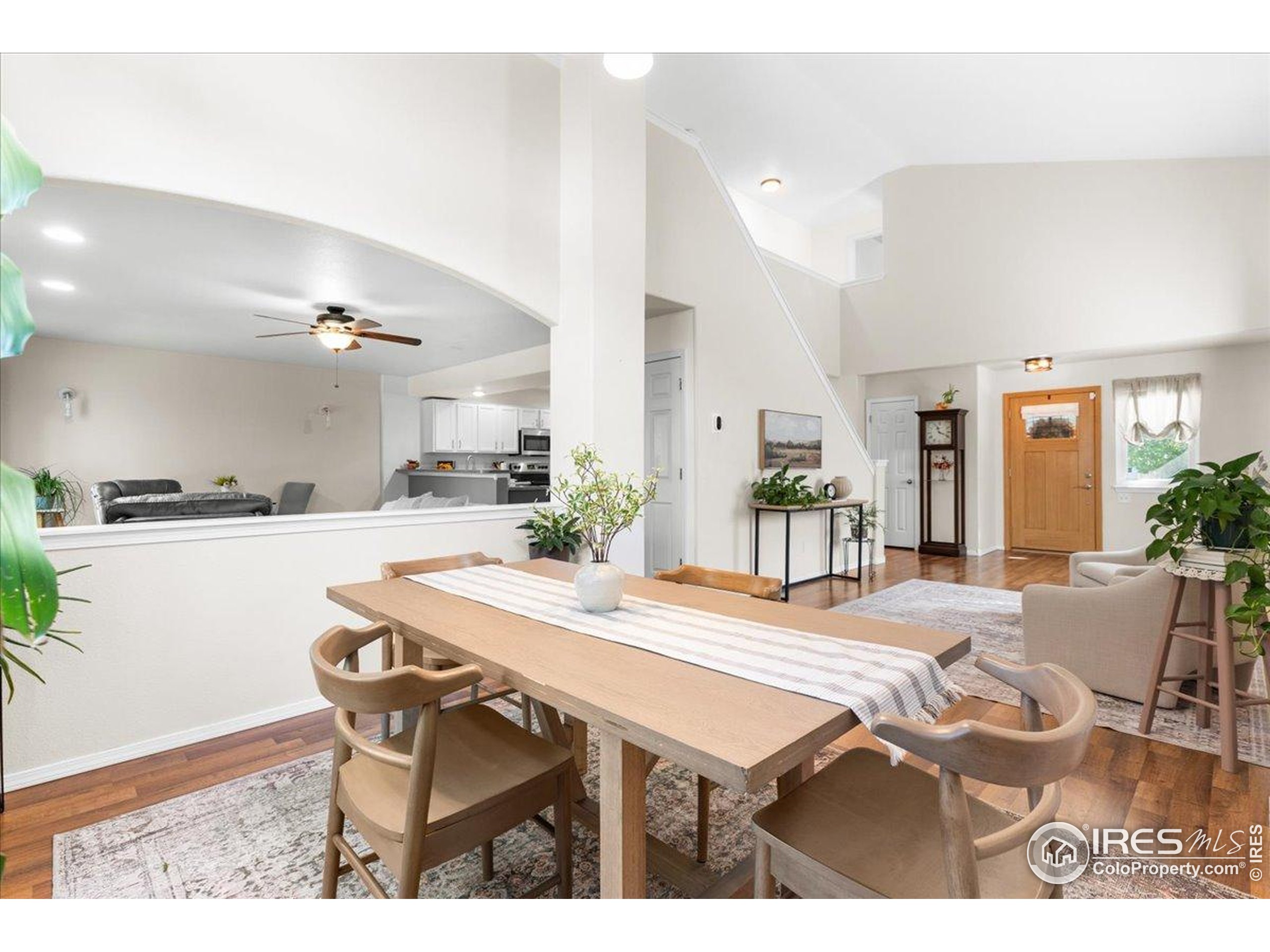 10476 Sunburst Ave Firestone