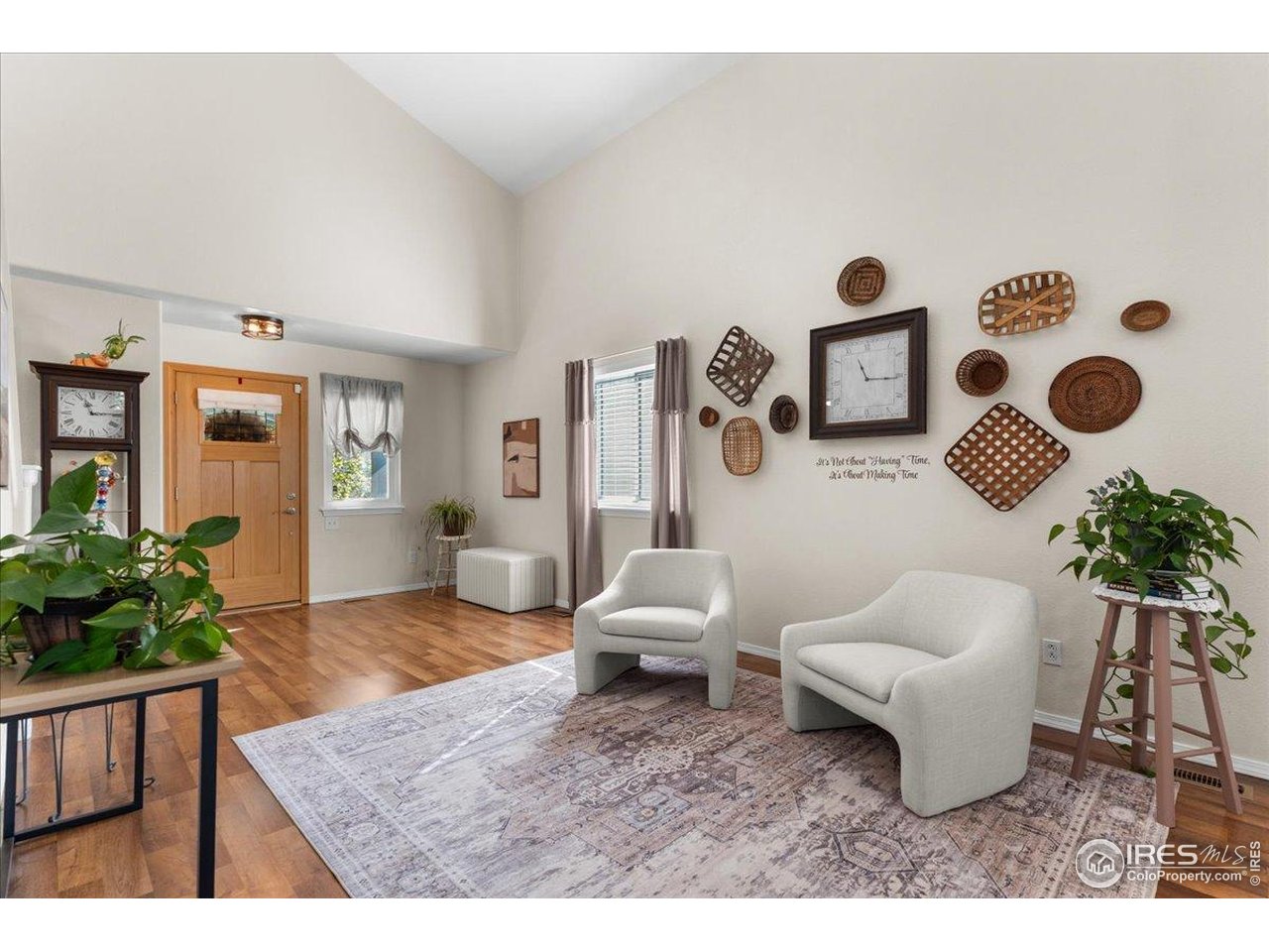 10476 Sunburst Ave Firestone