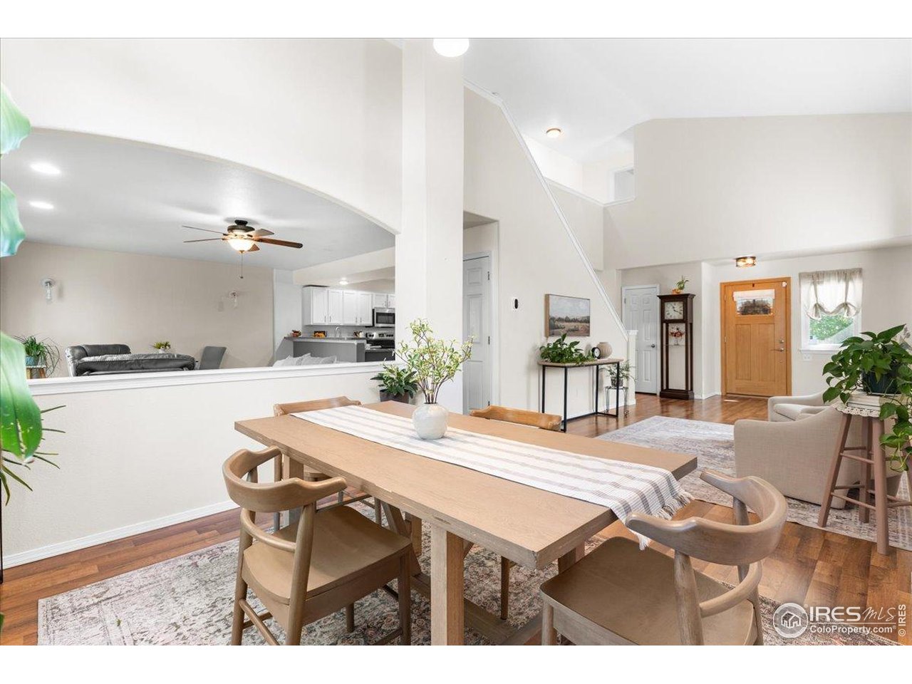 10476 Sunburst Ave Firestone