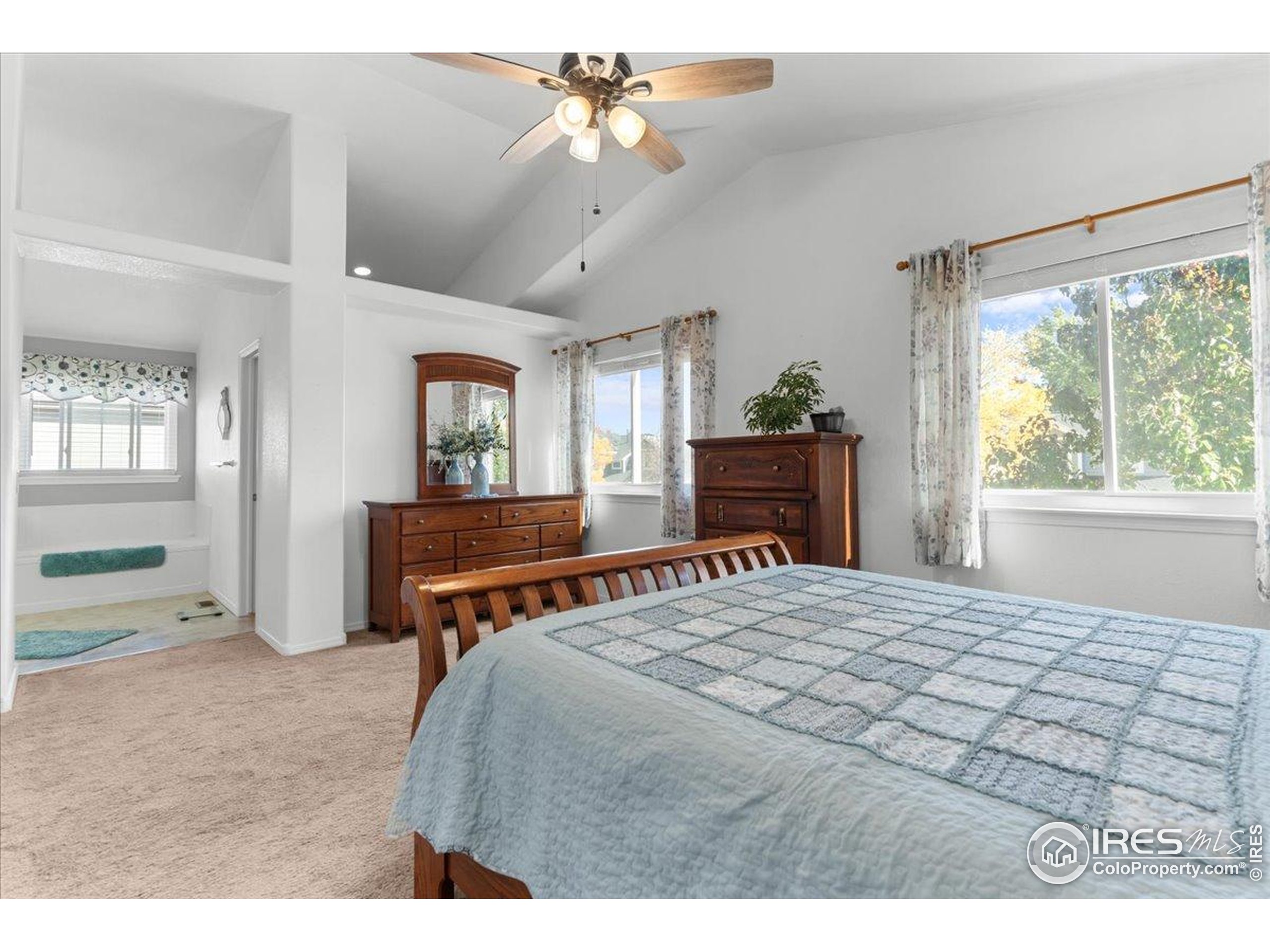 10476 Sunburst Ave Firestone