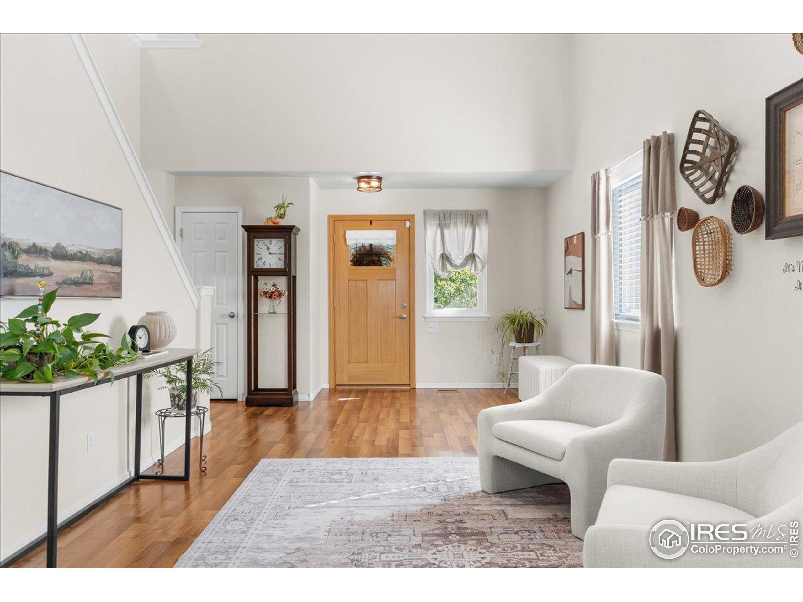 10476 Sunburst Ave Firestone