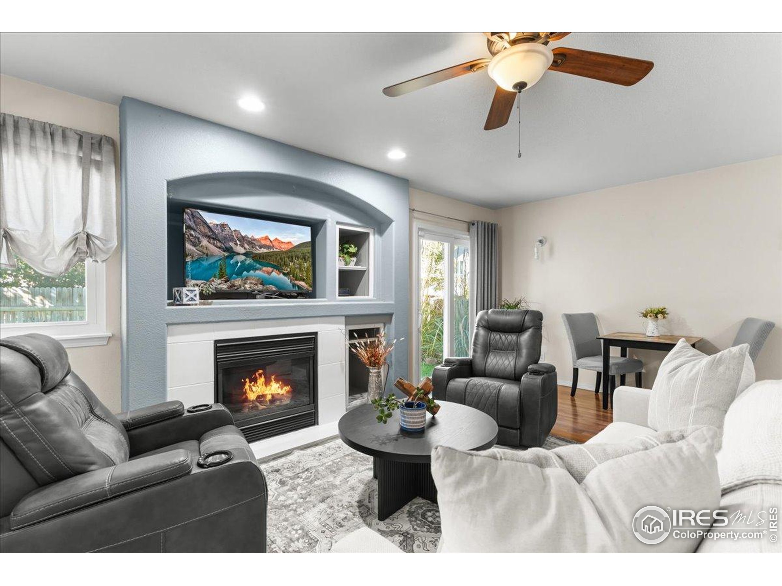 10476 Sunburst Ave Firestone