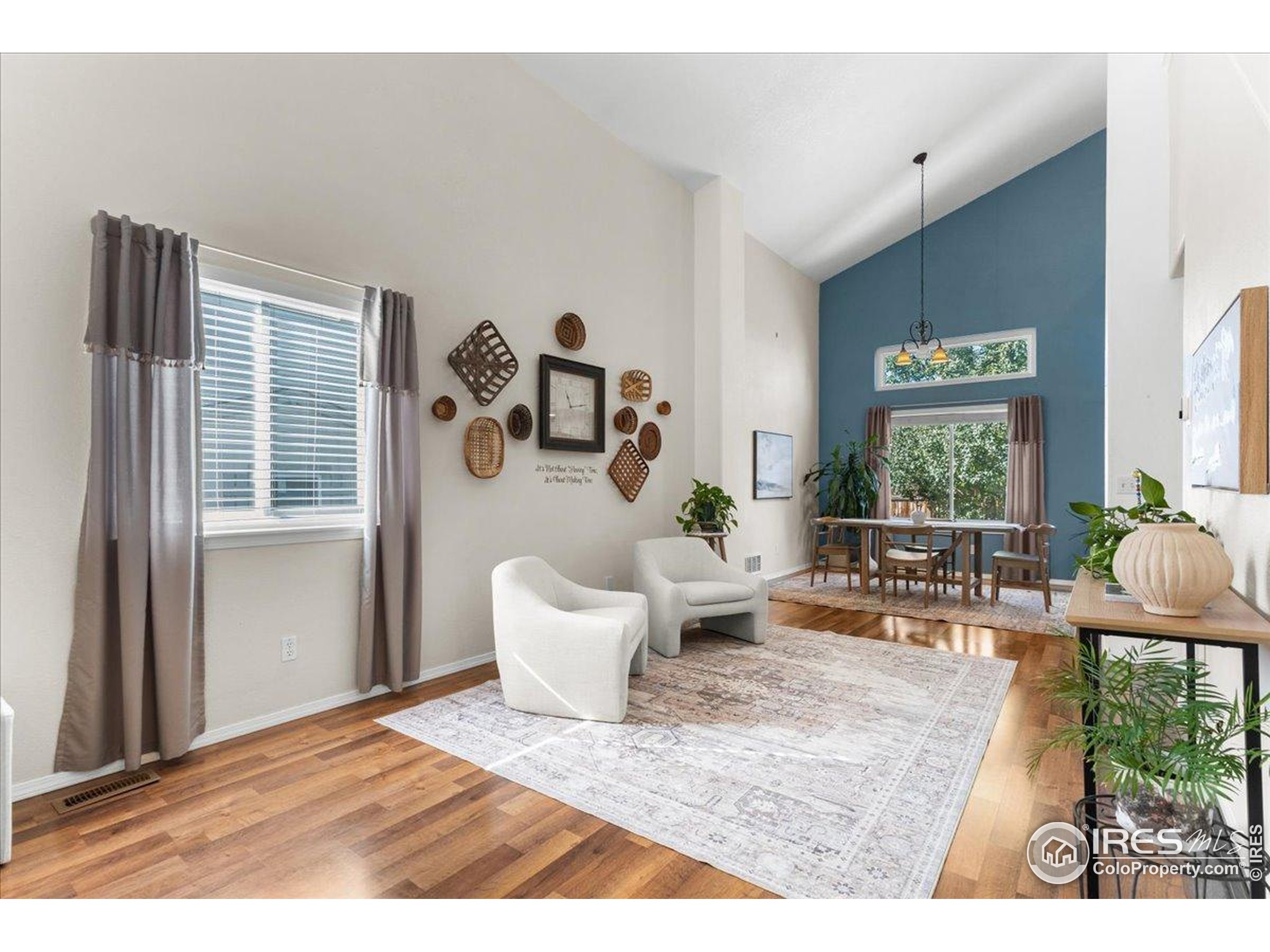 10476 Sunburst Ave Firestone