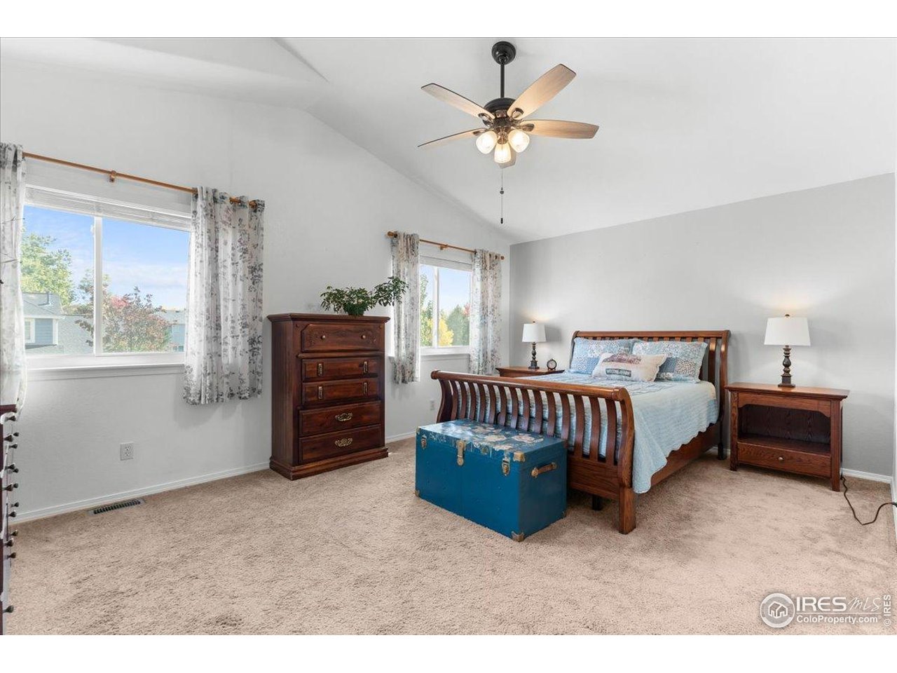 10476 Sunburst Ave Firestone