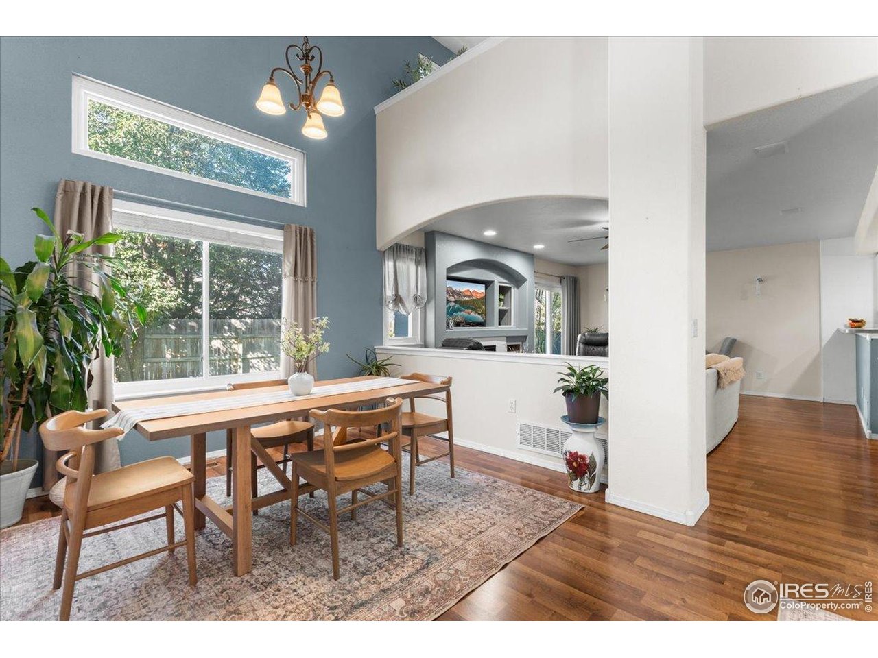 10476 Sunburst Ave Firestone