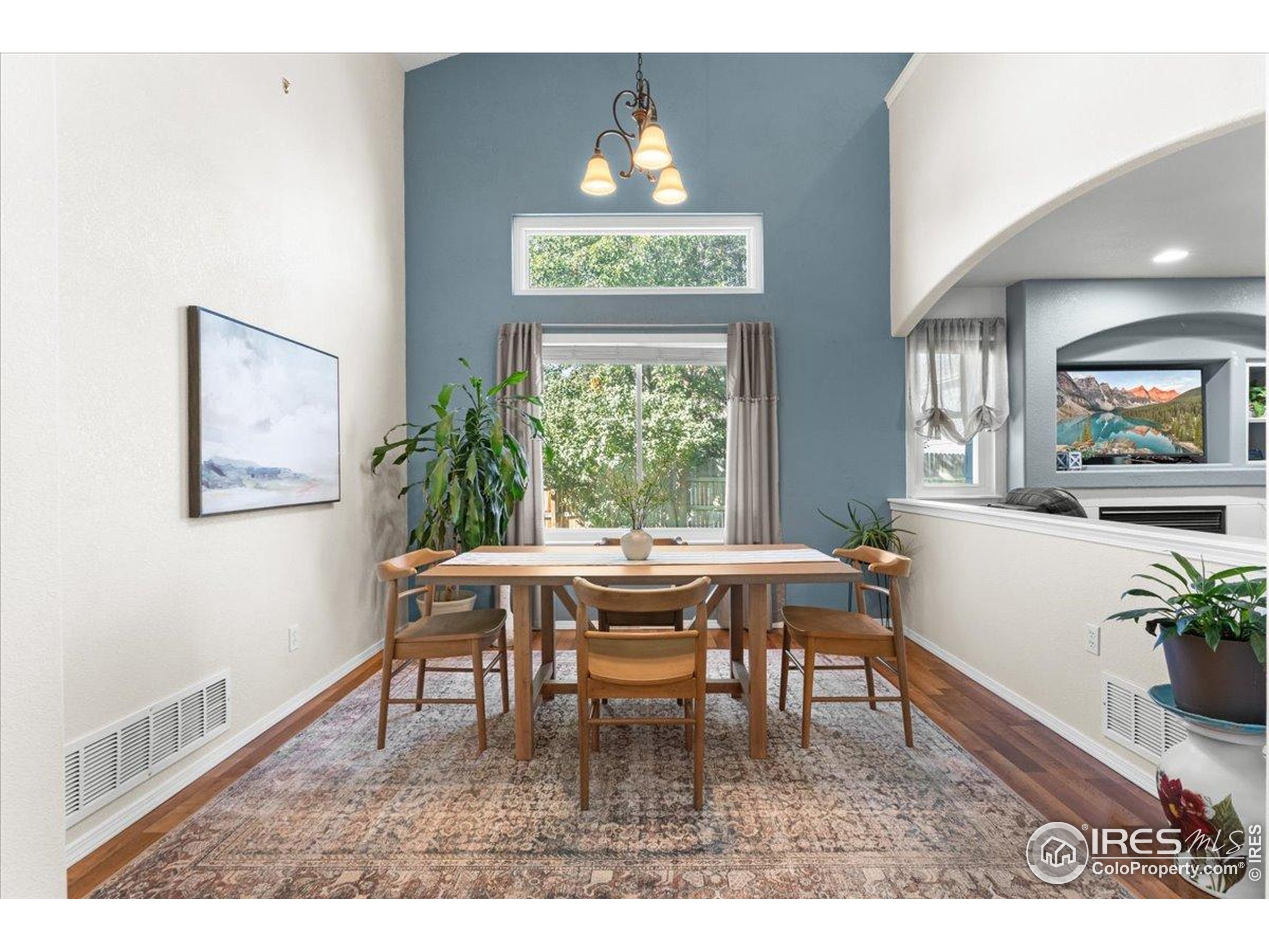 10476 Sunburst Ave Firestone